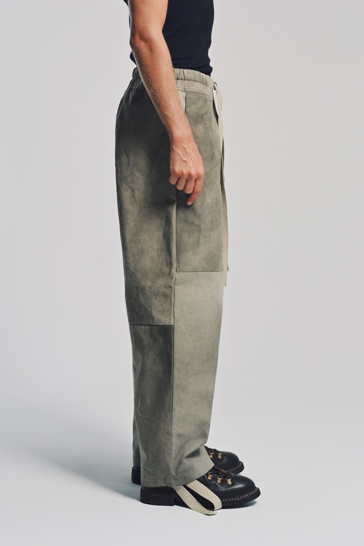 FEAR OF GOD | HEAVY COTTON SPLIT KNEE PANTS