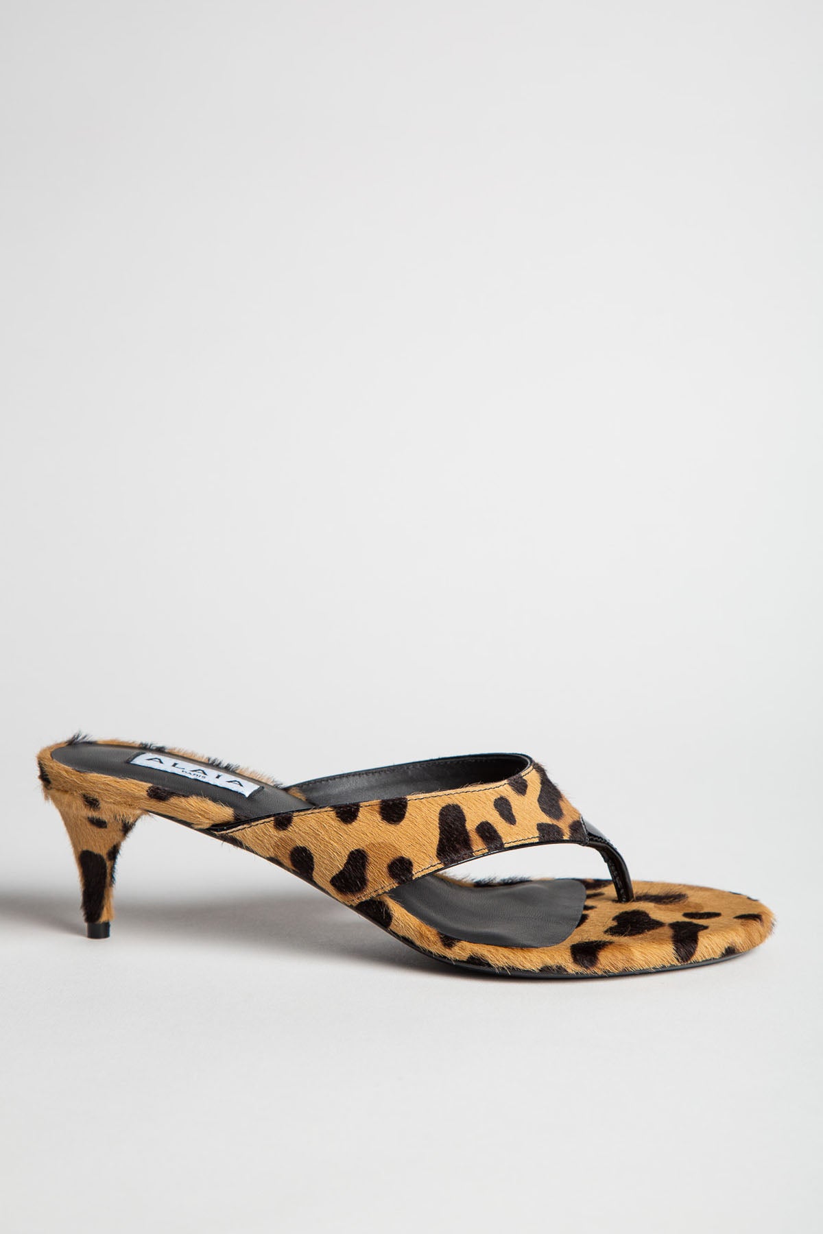 ALAÏA | LEOPARD INFRADITO THONG MULES