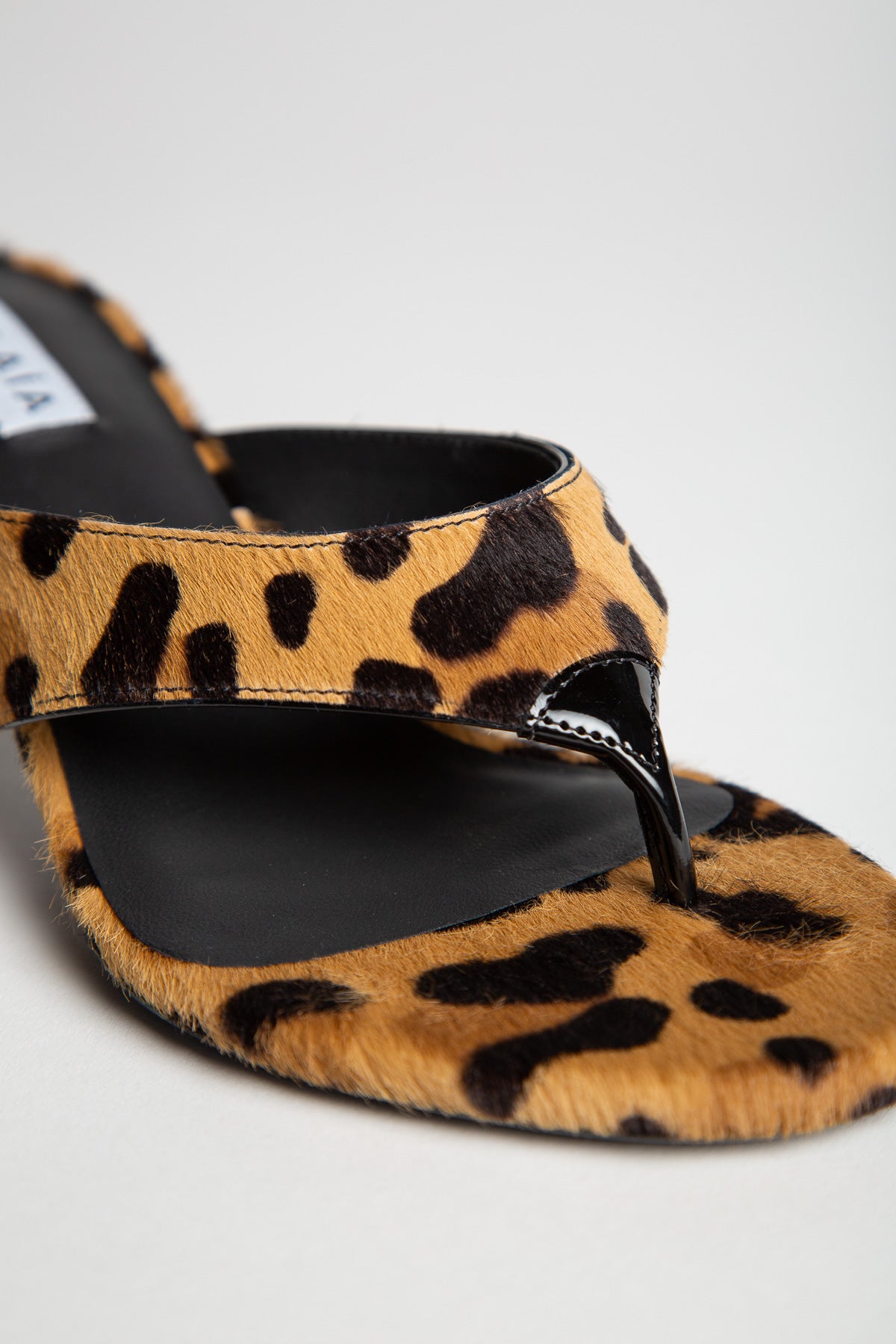 ALAÏA | LEOPARD INFRADITO THONG MULES