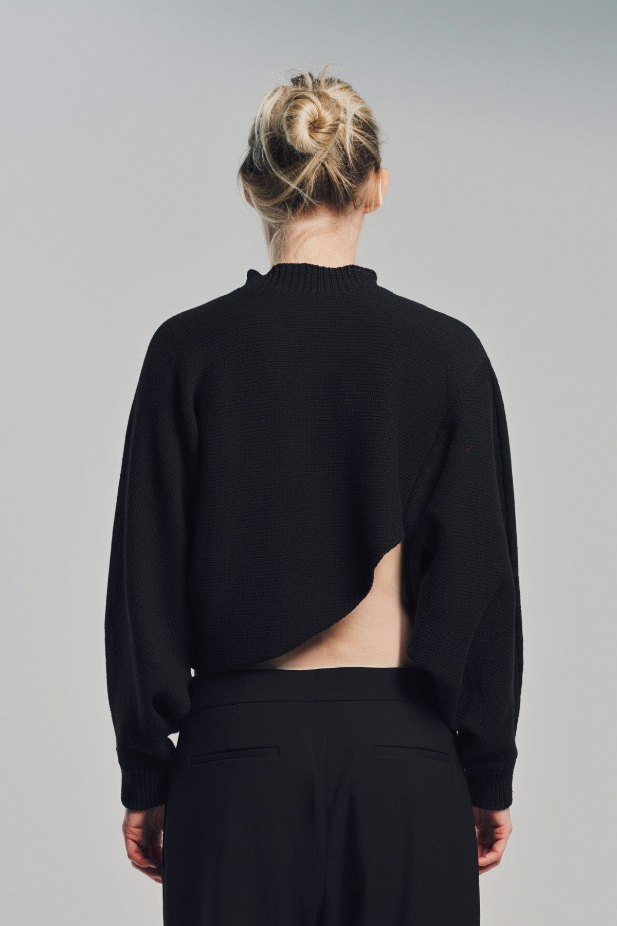 ALAÏA | ASYMMETRIC SWEATER