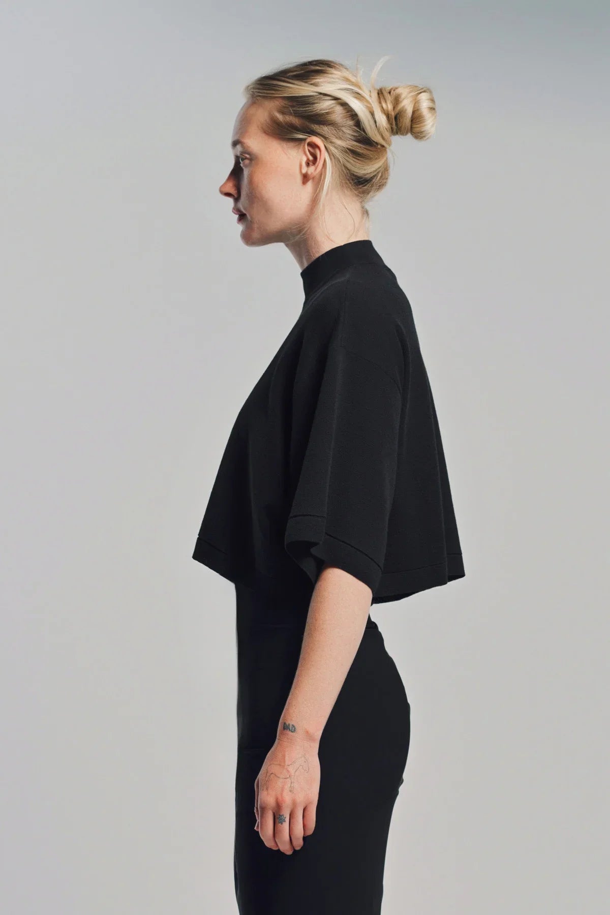 ALAÏA | KNITTED CROPPED T-SHIRT