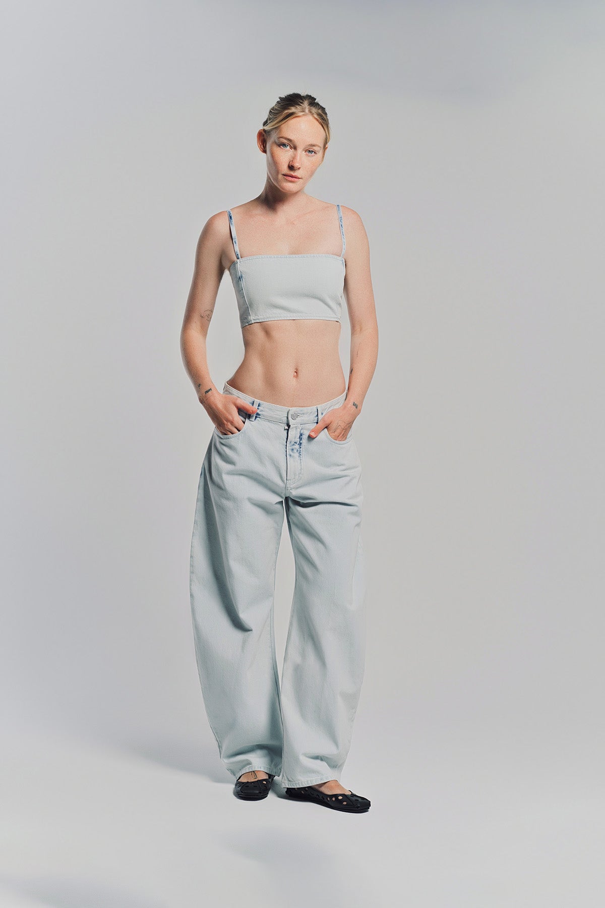 ALAÏA | LOW WAIST ROUND JEANS