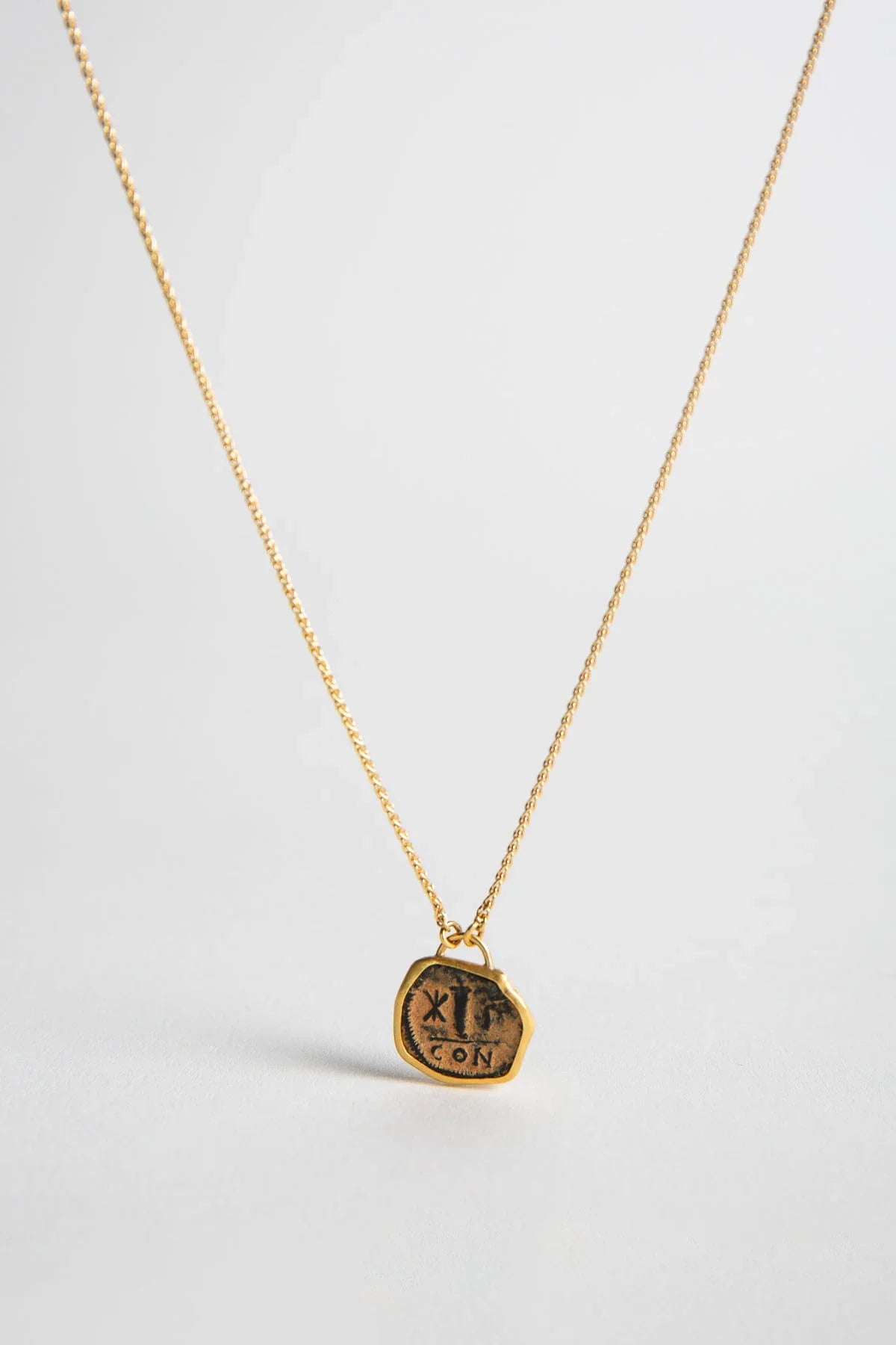 ELI HALILI | YELLOW GOLD BYZANTINE COIN NECKLACE