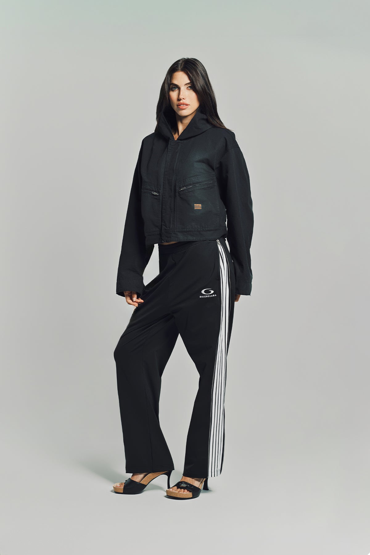 BALENCIAGA ブラックフードジャケット Black Hooded Zip Jacket | BALENCIAGA - Antonia