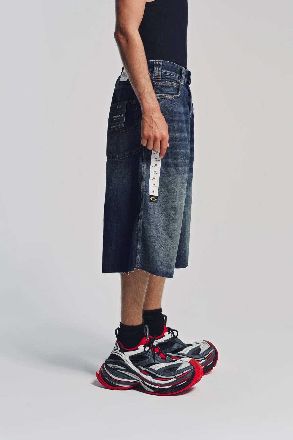 BALENCIAGA | STICKER DENIM SHORTS