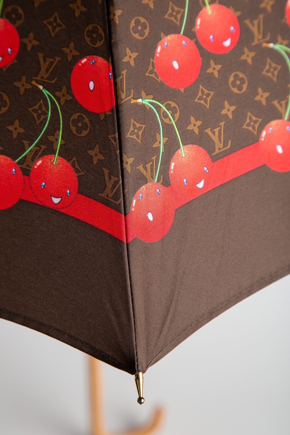 LOUIS VUITTON x MURAKAMI | 2005 CHERRY PRINT MONOGRAM UMBRELLA