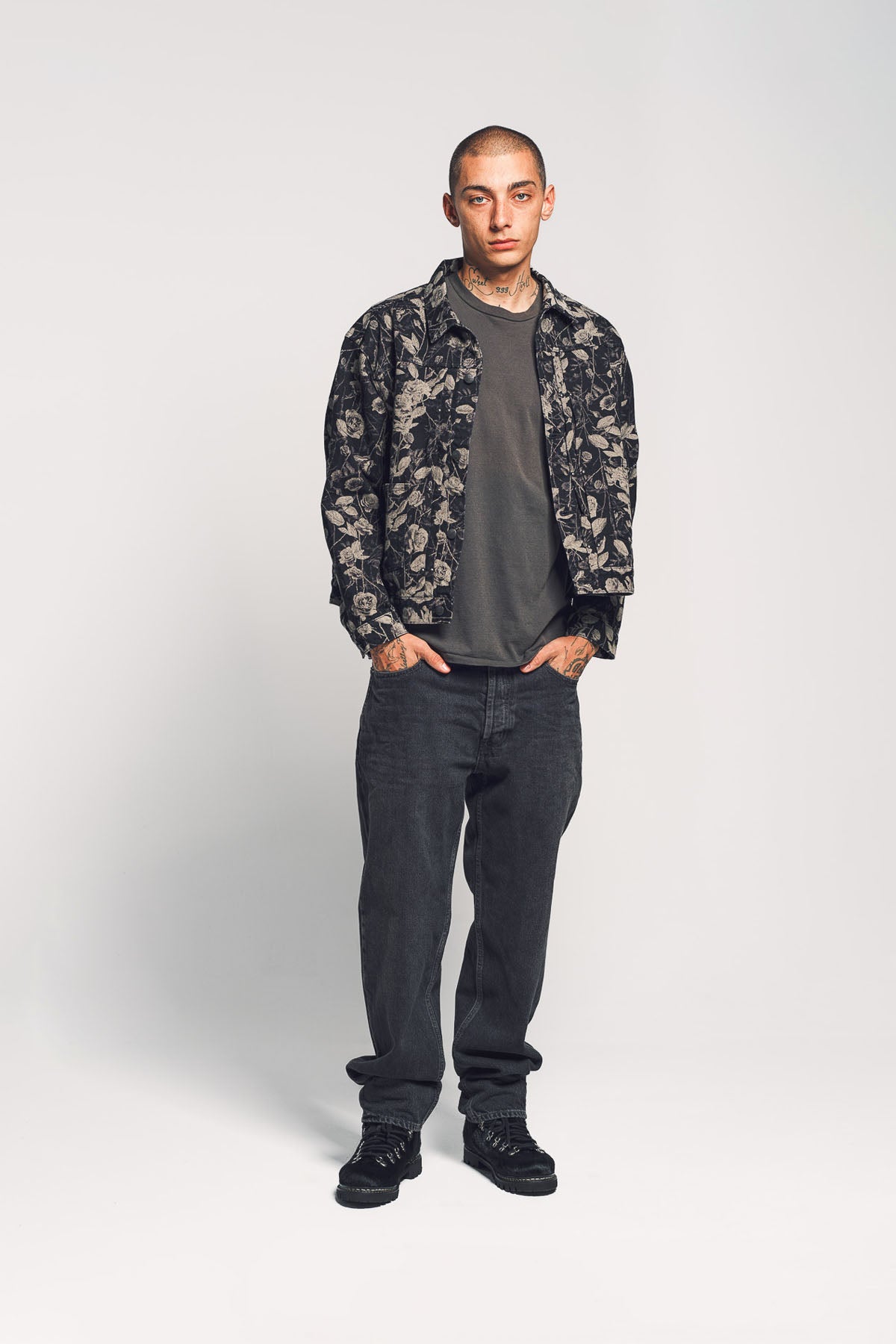 NEEDLES | ROSE PRINT DEDNIM JACKET