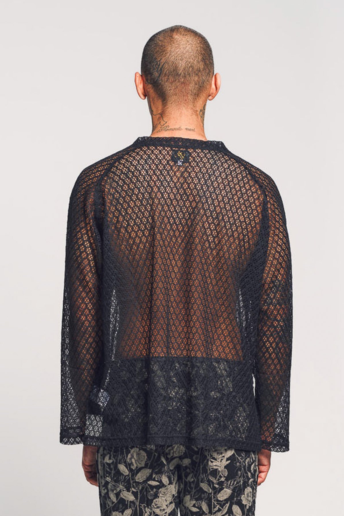 NEEDLES | RASCHEL LONG SLEEVE V-NECK TEE