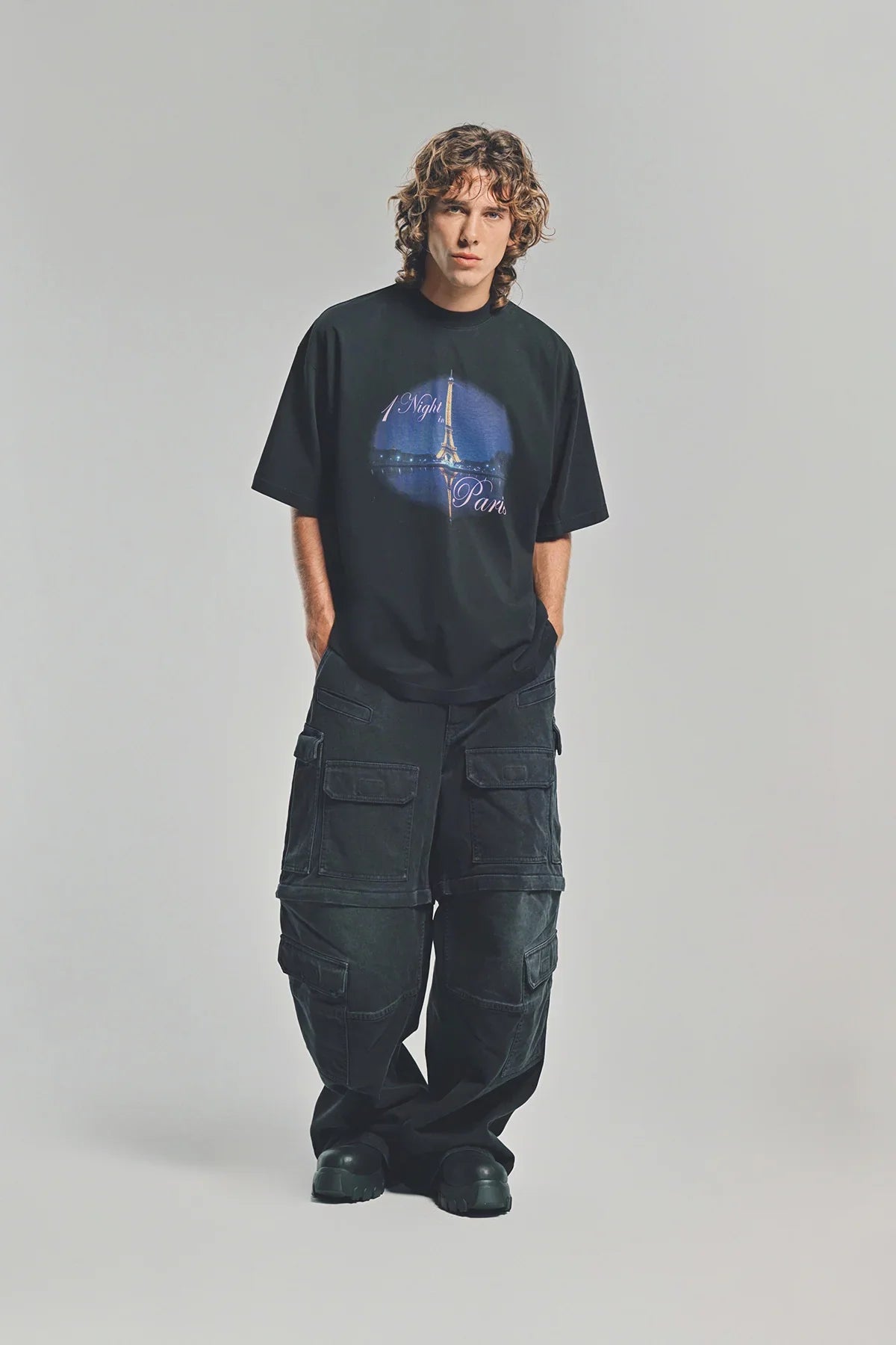 VETEMENTS | 'A NIGHT IN PARIS' OVERSIZED TEE