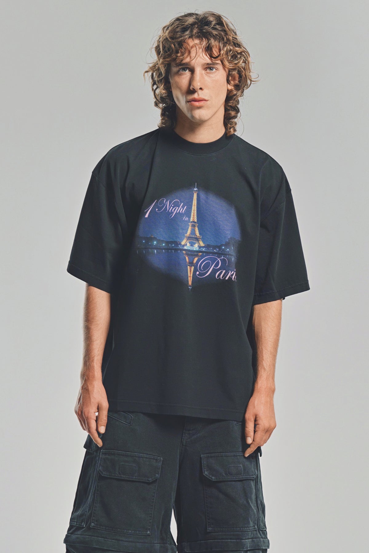 VETEMENTS | 'A NIGHT IN PARIS' OVERSIZED TEE
