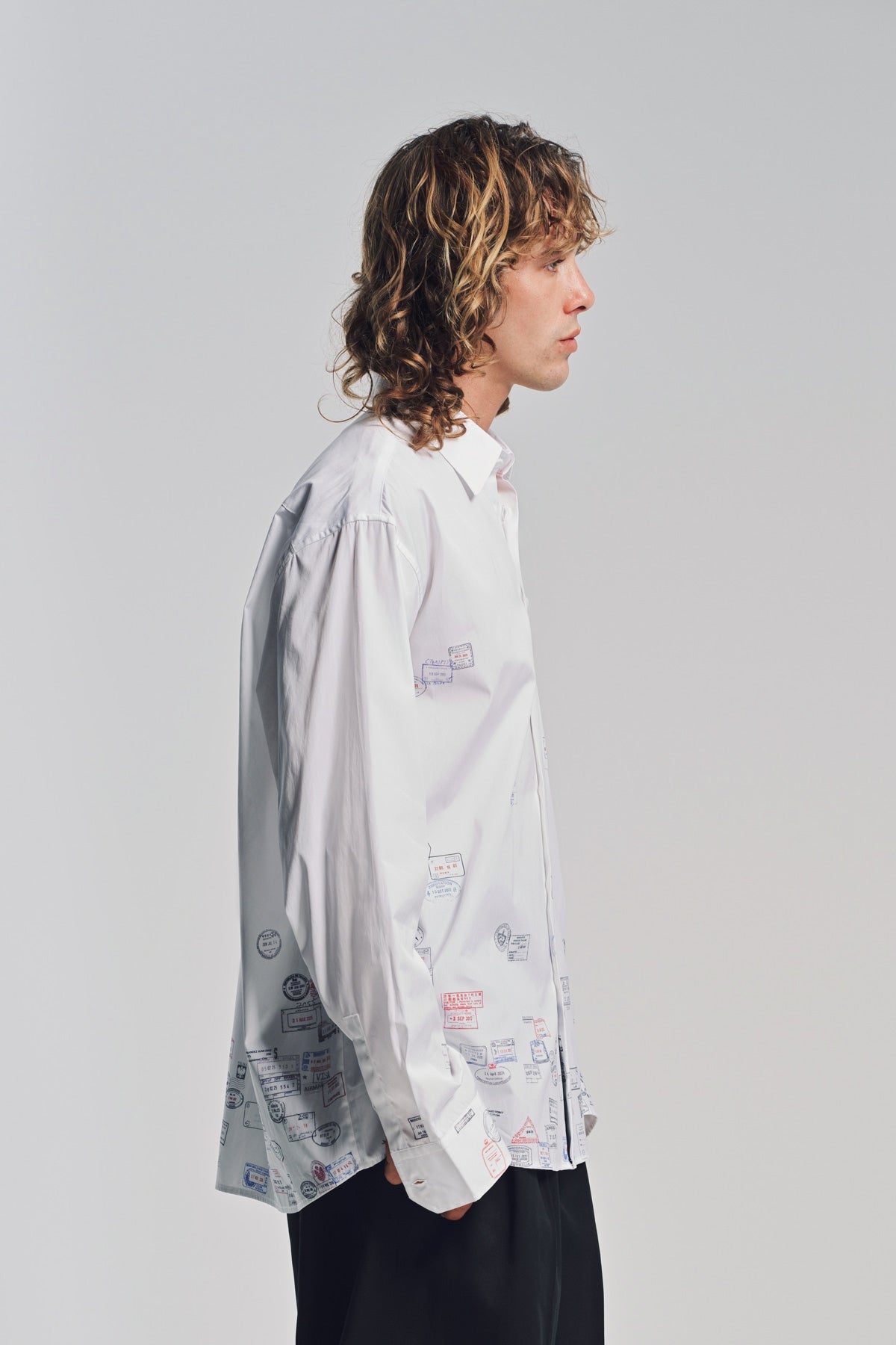 VETEMENTS | PASSPORT STAMPS LONG SLEEVE SHIRT