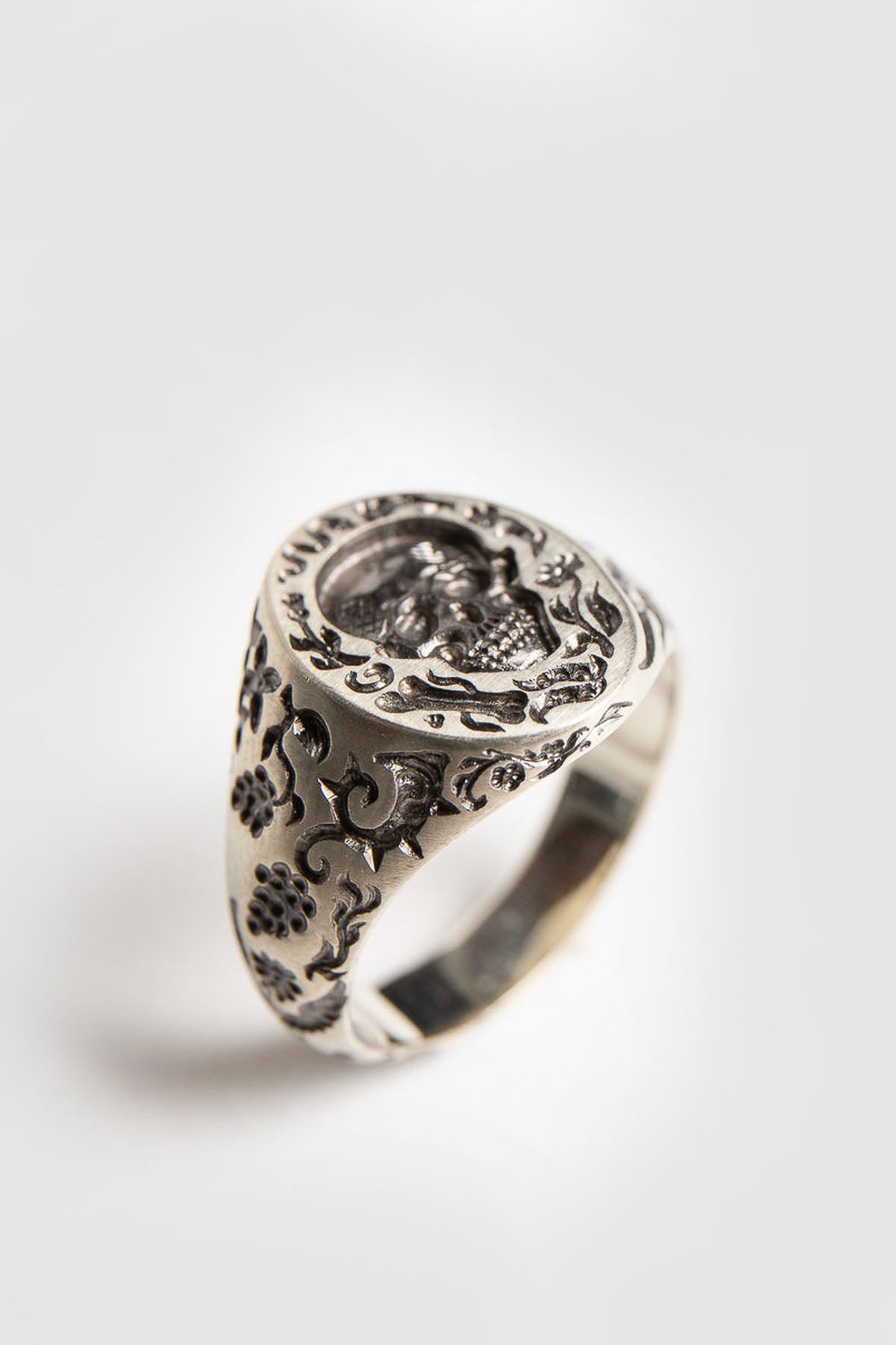 CASTRO SMITH | A RECIPE OX RING