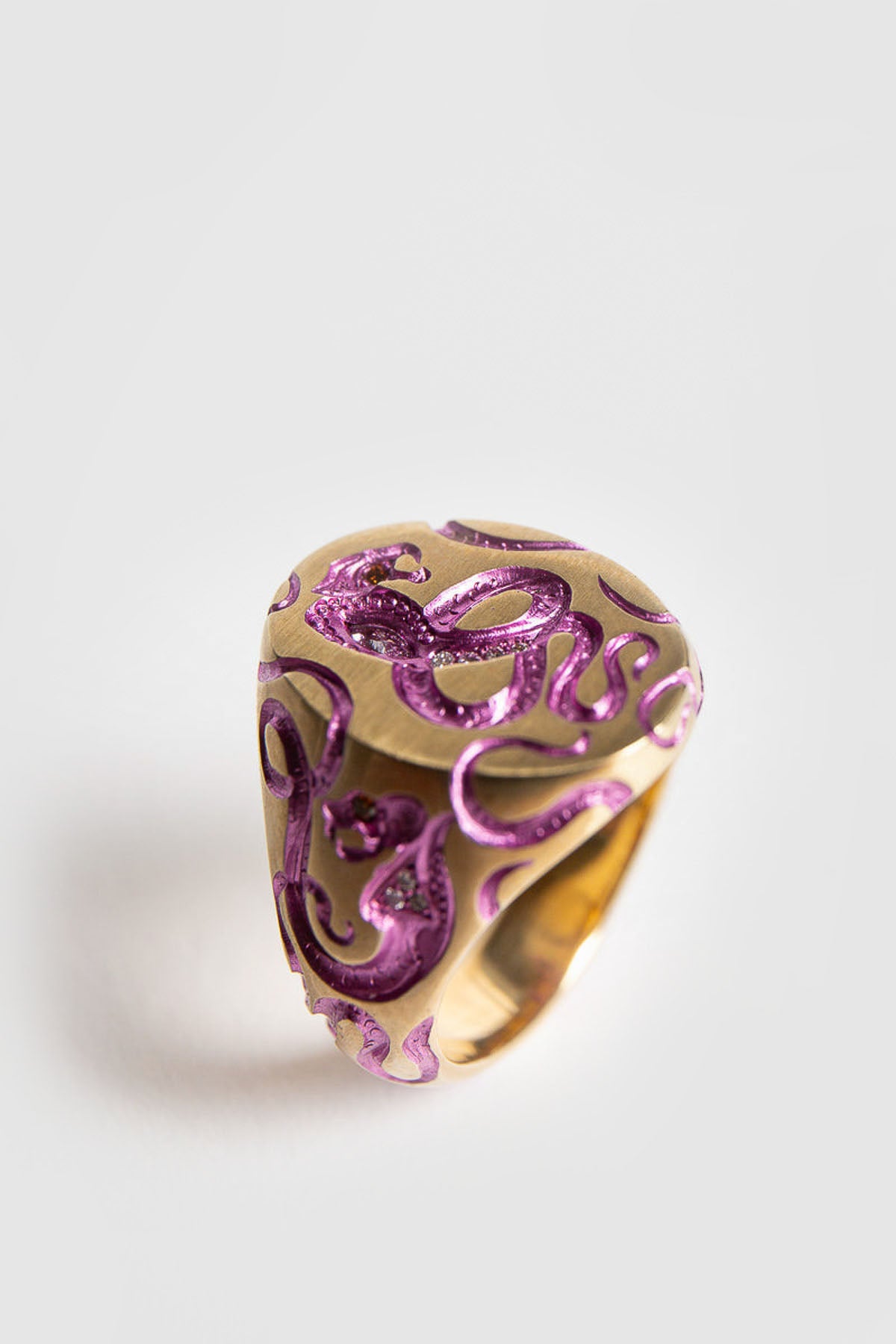 CASTRO SMITH | REVERSE QUEEN COBRA PURPLE & GOLD RING