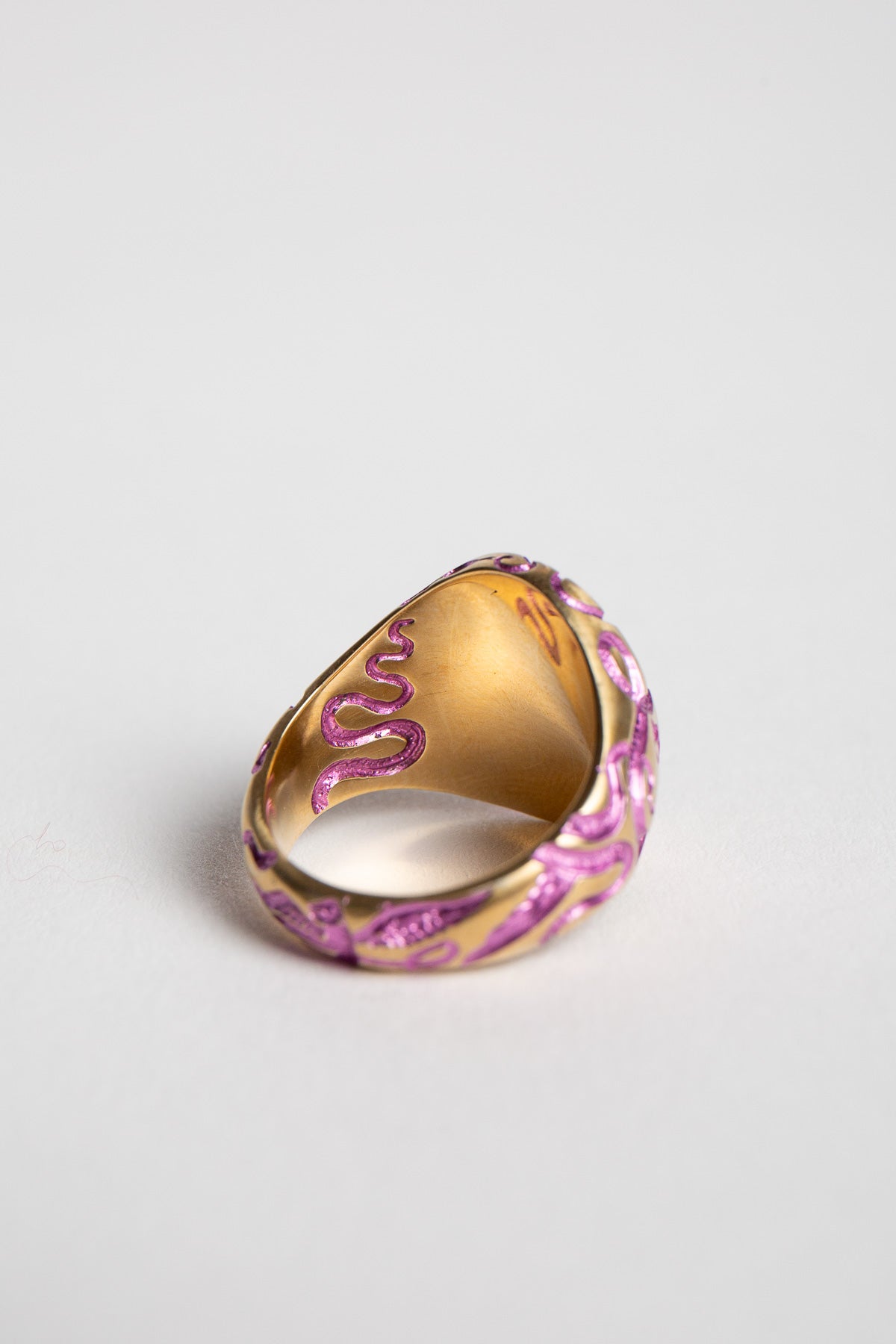 CASTRO SMITH | REVERSE QUEEN COBRA PURPLE & GOLD RING