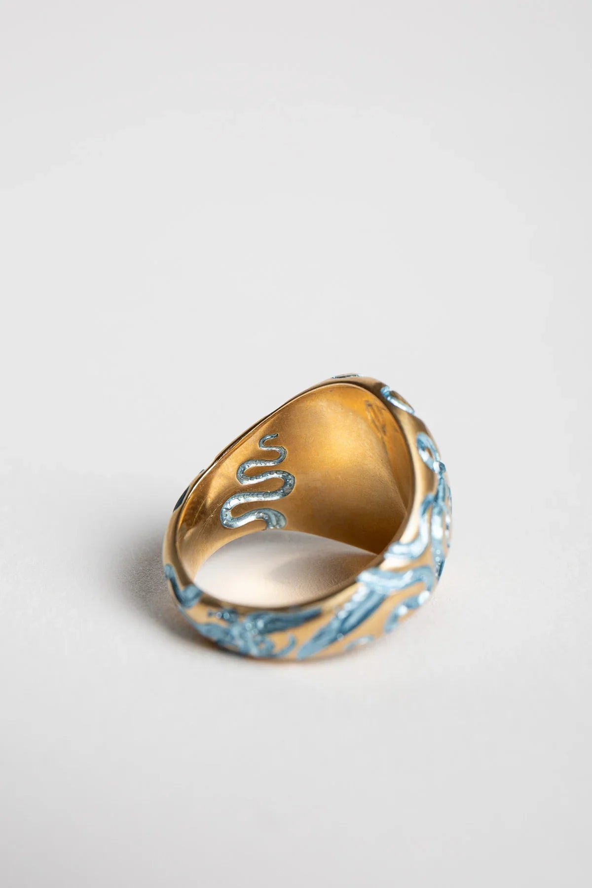 CASTRO SMITH | REVERSE QUEEN COBRA BABY BLUE & GOLD RING
