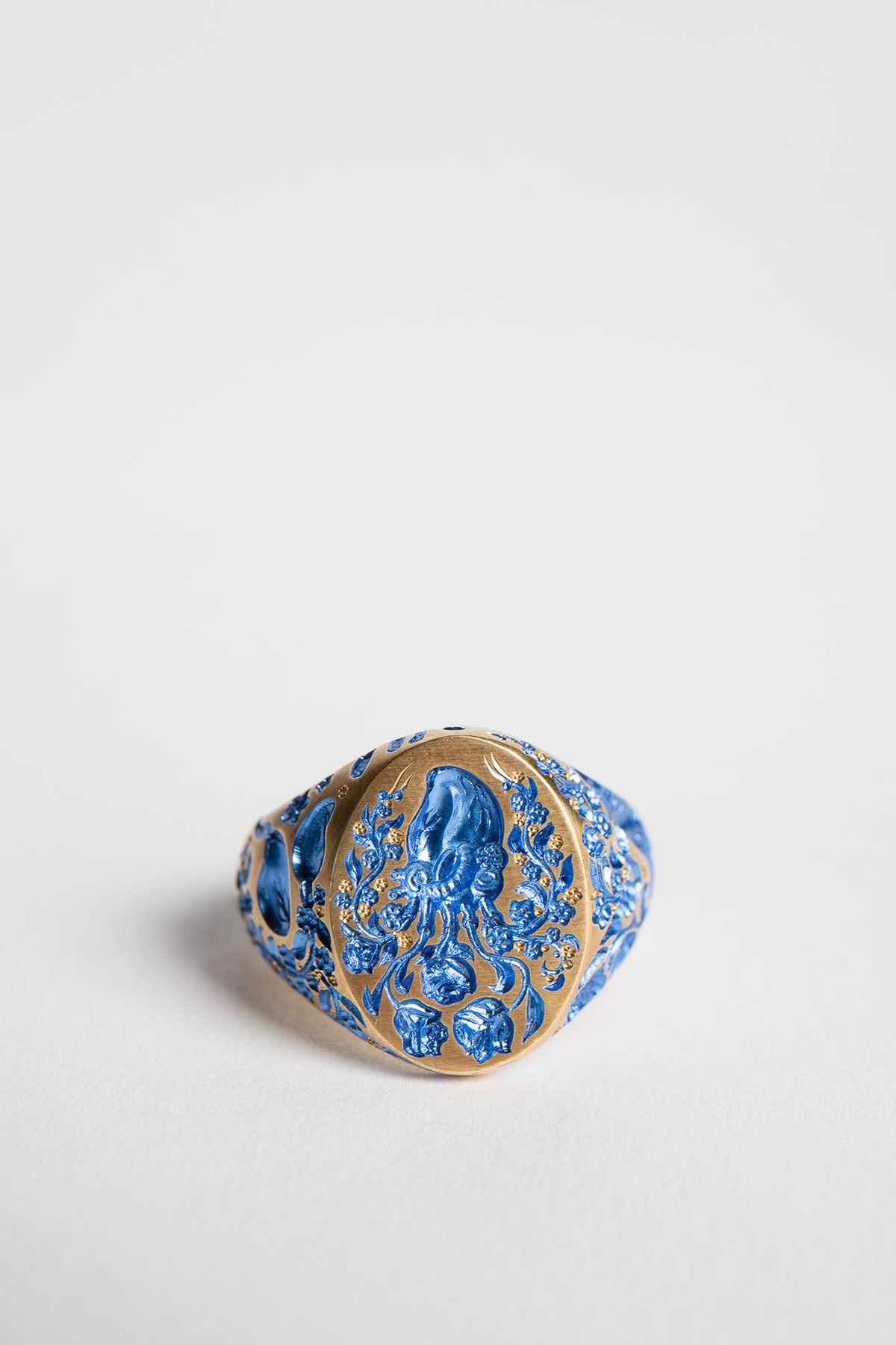 CASTRO SMITH | CLASSIC HEART SIGNET RING