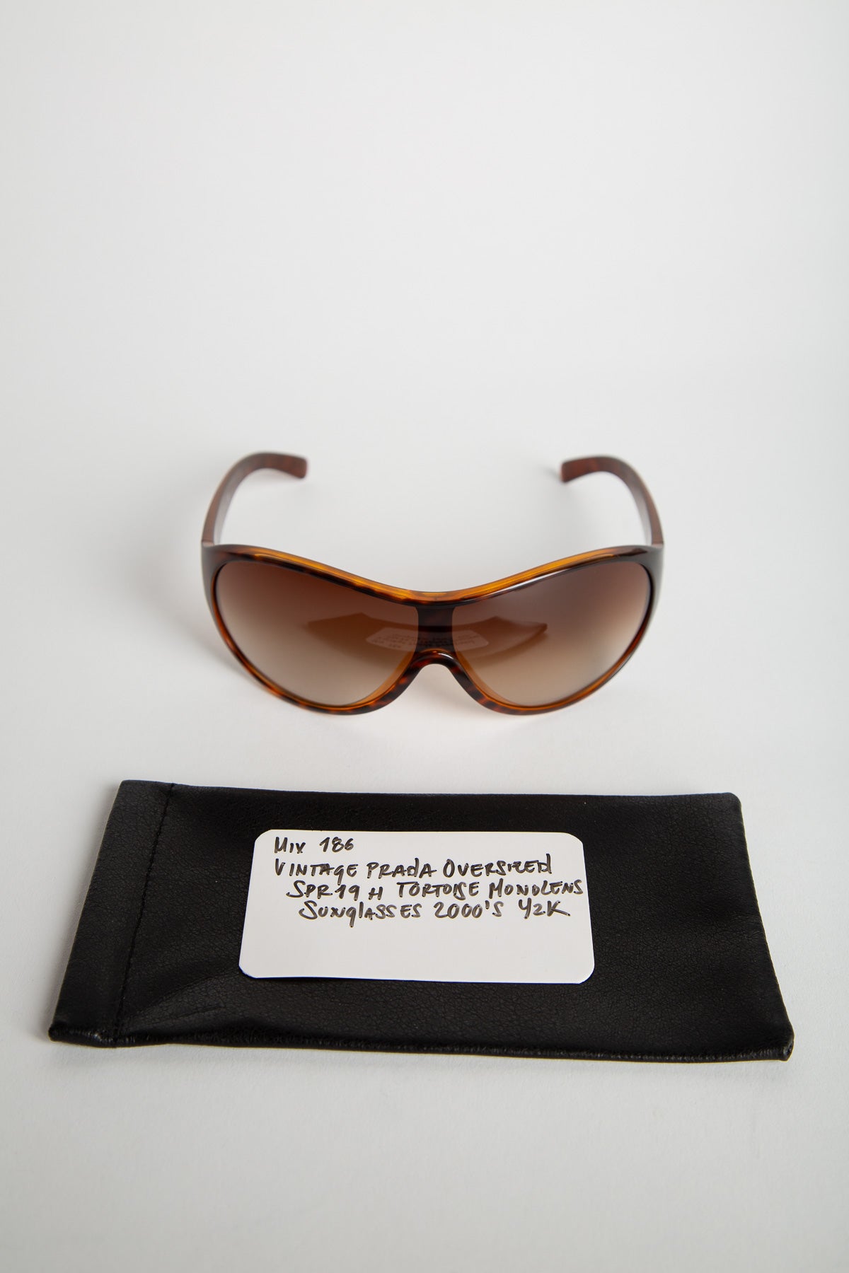 2000'S PRADA OVERSIZED SPR19 H SUNGLASSES