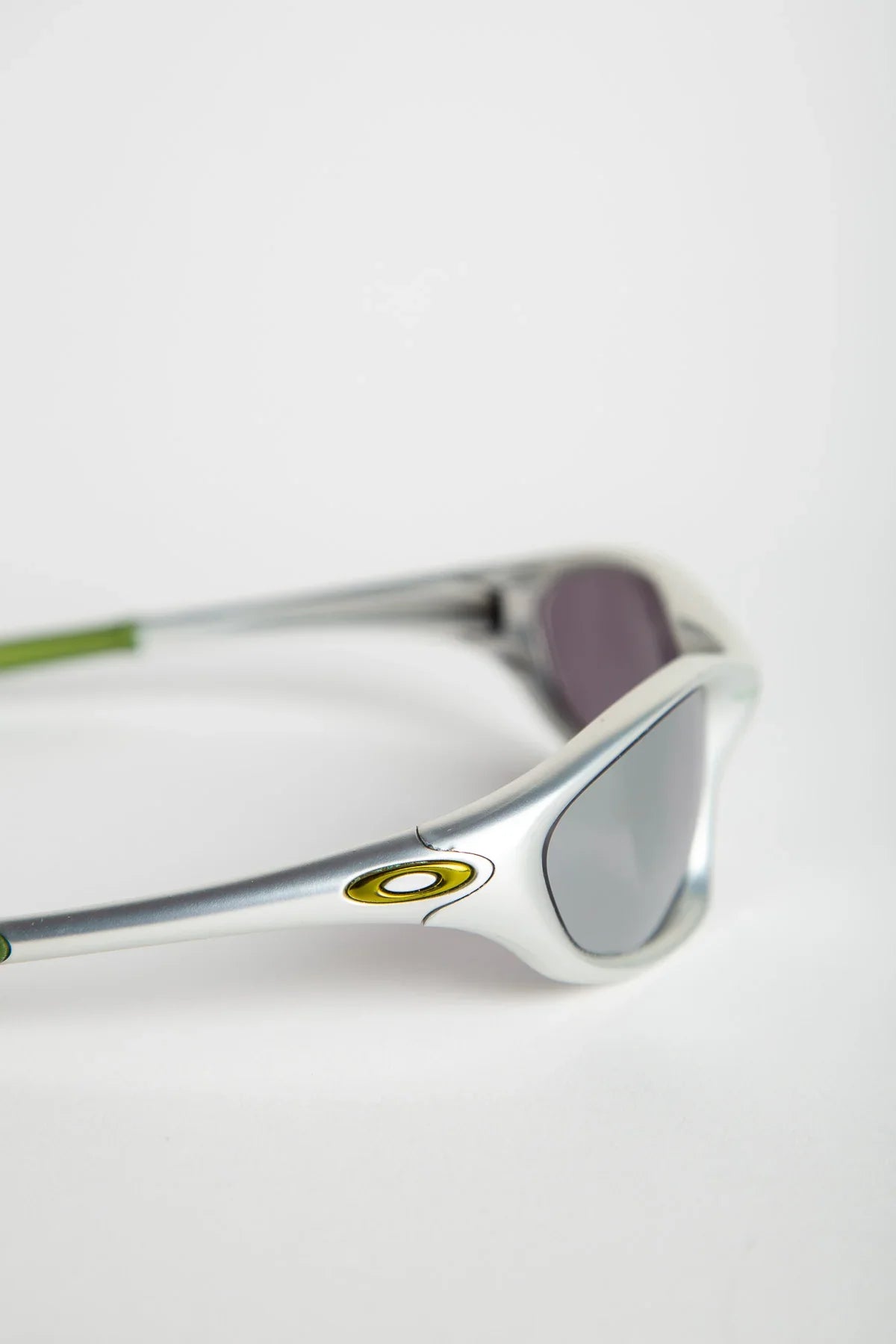 2000'S OAKLEY TWENTY WRAP SUNGLASSES