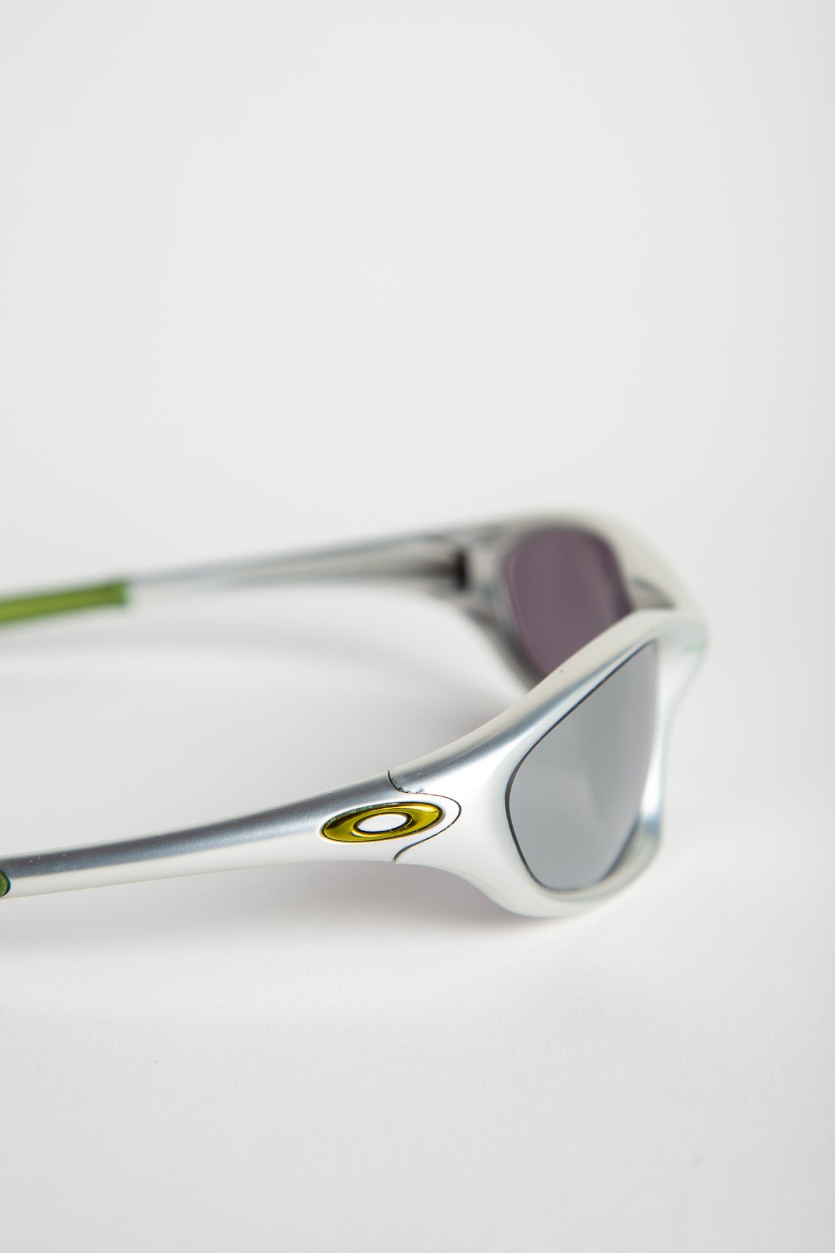 2000'S OAKLEY TWENTY WRAP SUNGLASSES