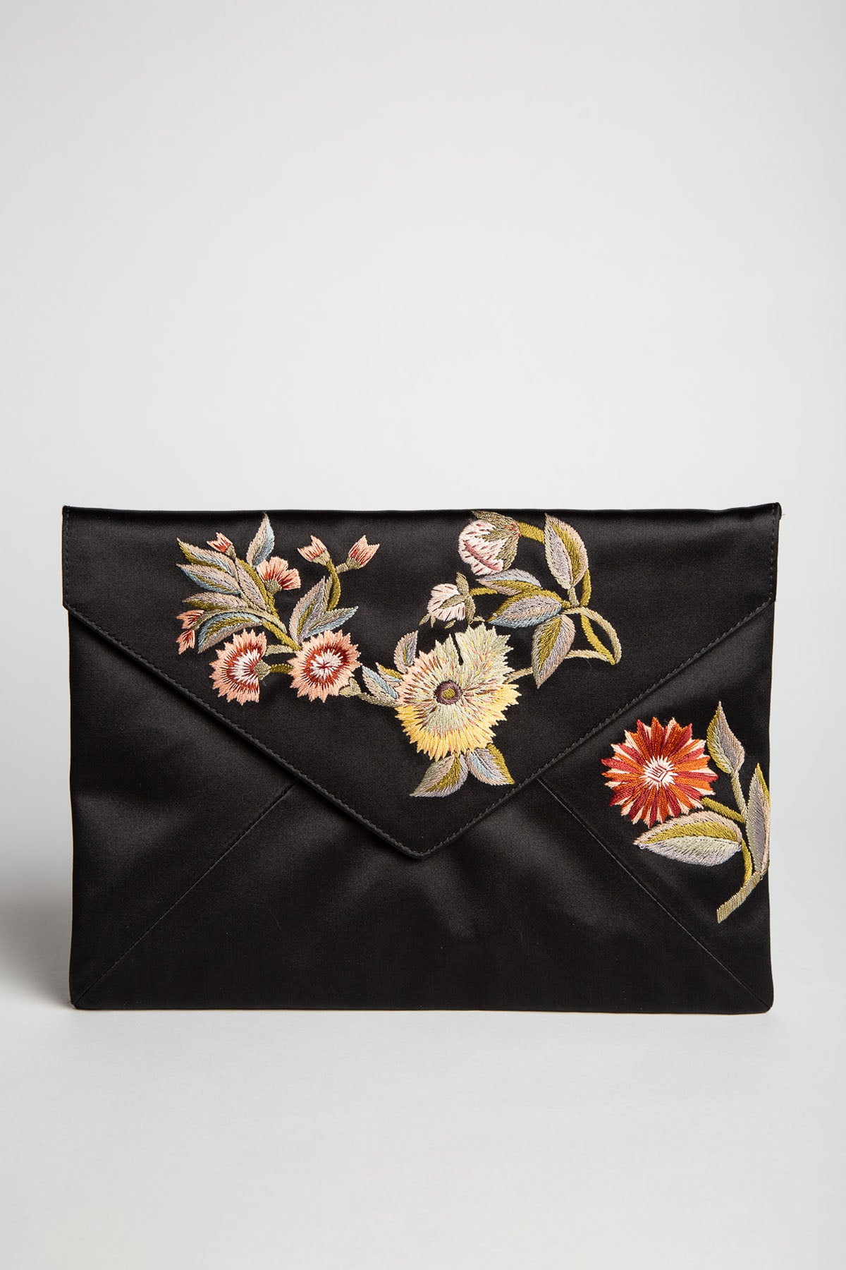 DRIES VAN NOTEN ブラック クラッチバッグ DRIES VAN NOTEN Medium textured-leather clutch | NET-A-PORTER