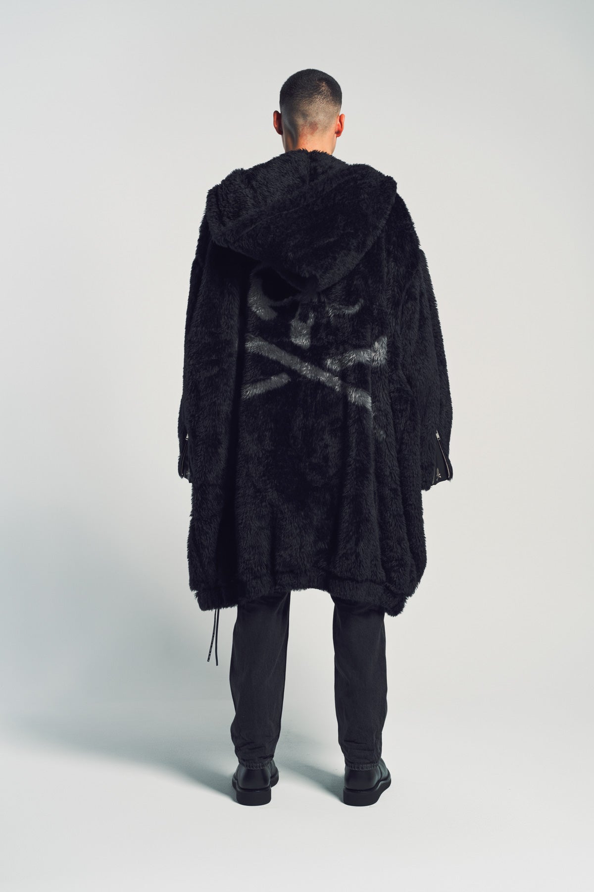 MASTERMIND | POLAR BEAR ZIP HOODIE