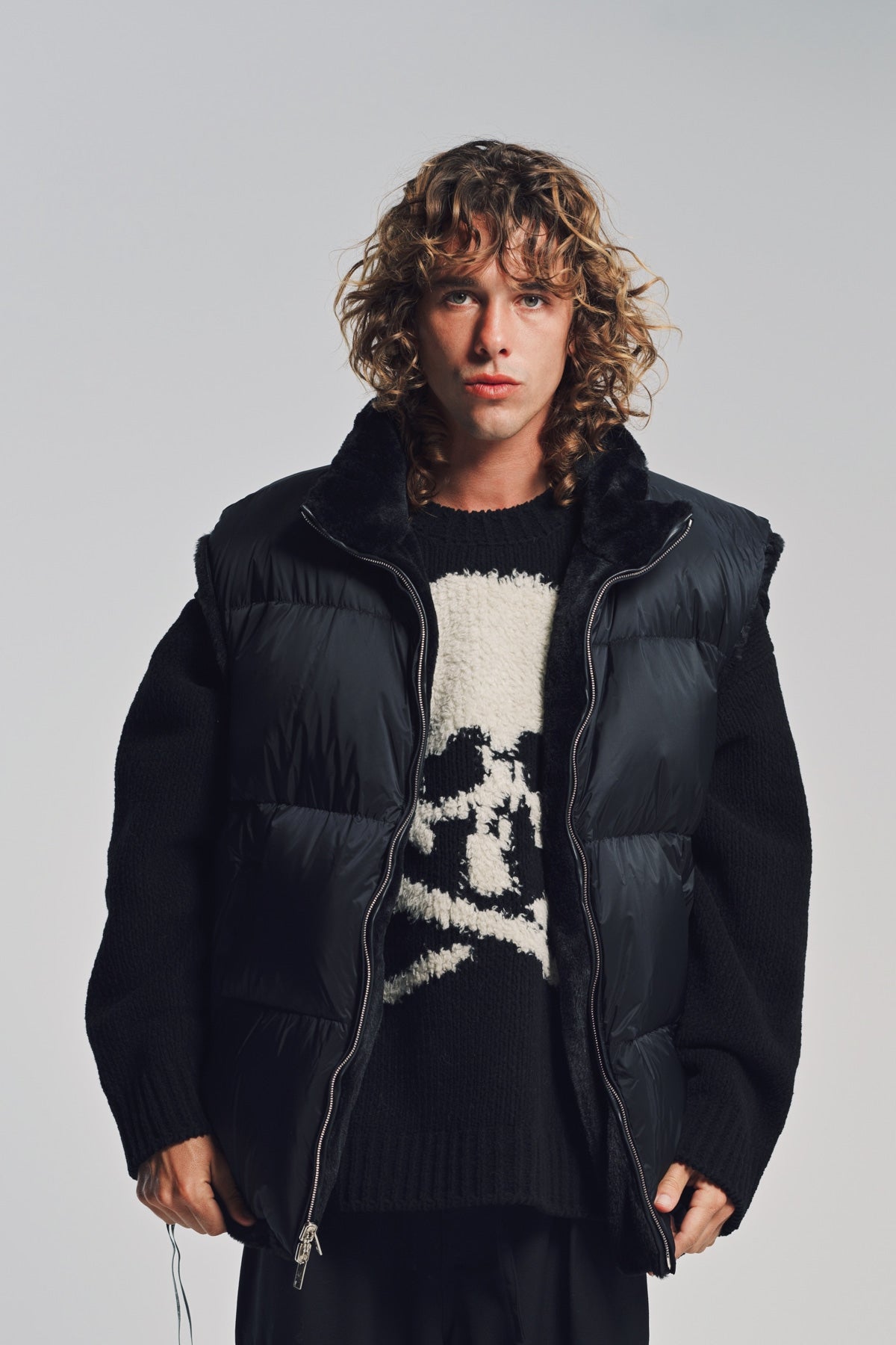 MASTERMIND | REVERSIBLE DOWN VEST