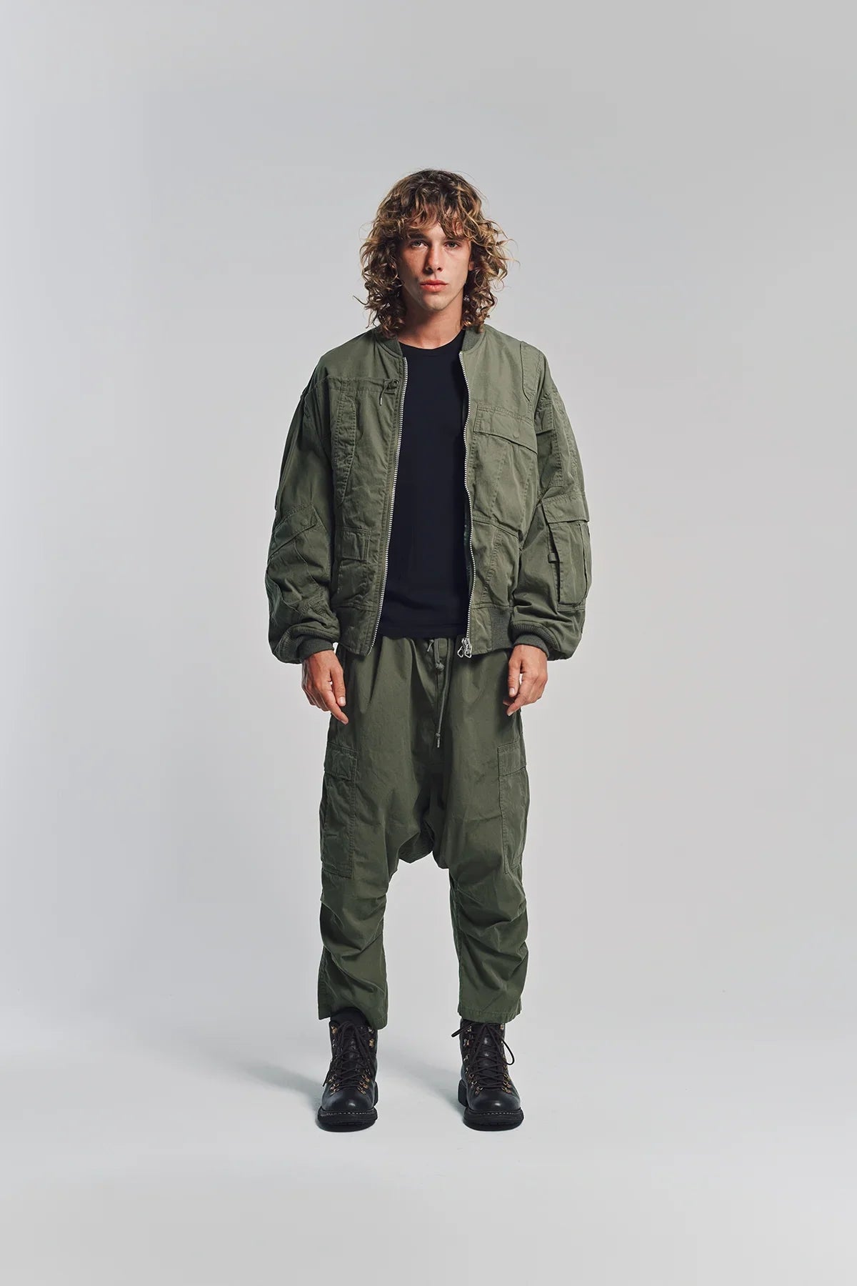 JUNYA WATANABE | NEEDLES DROP CROTCH PANTS