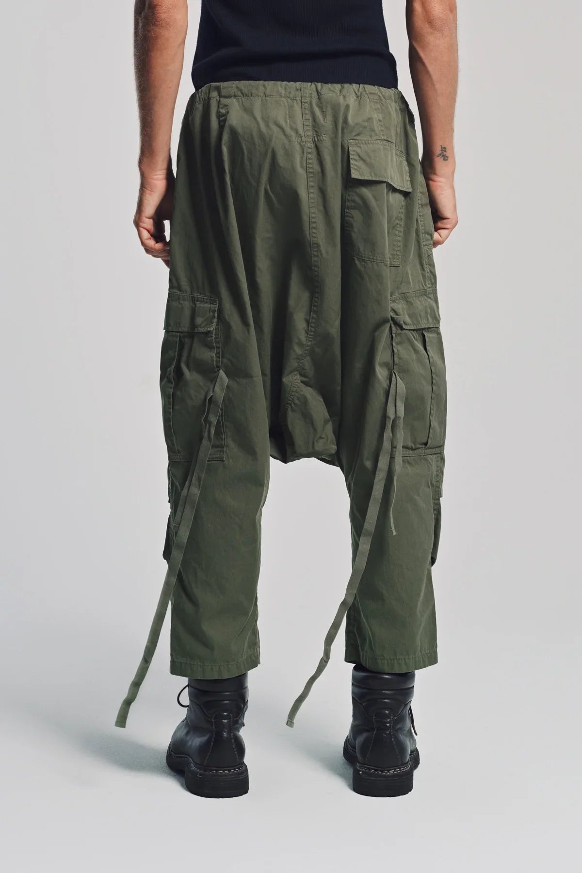 JUNYA WATANABE | NEEDLES DROP CROTCH PANTS
