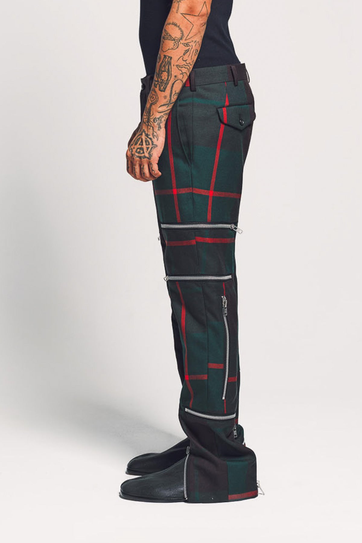 COMME DES GARCONS HOMME PLUS | TARTAN PANTS