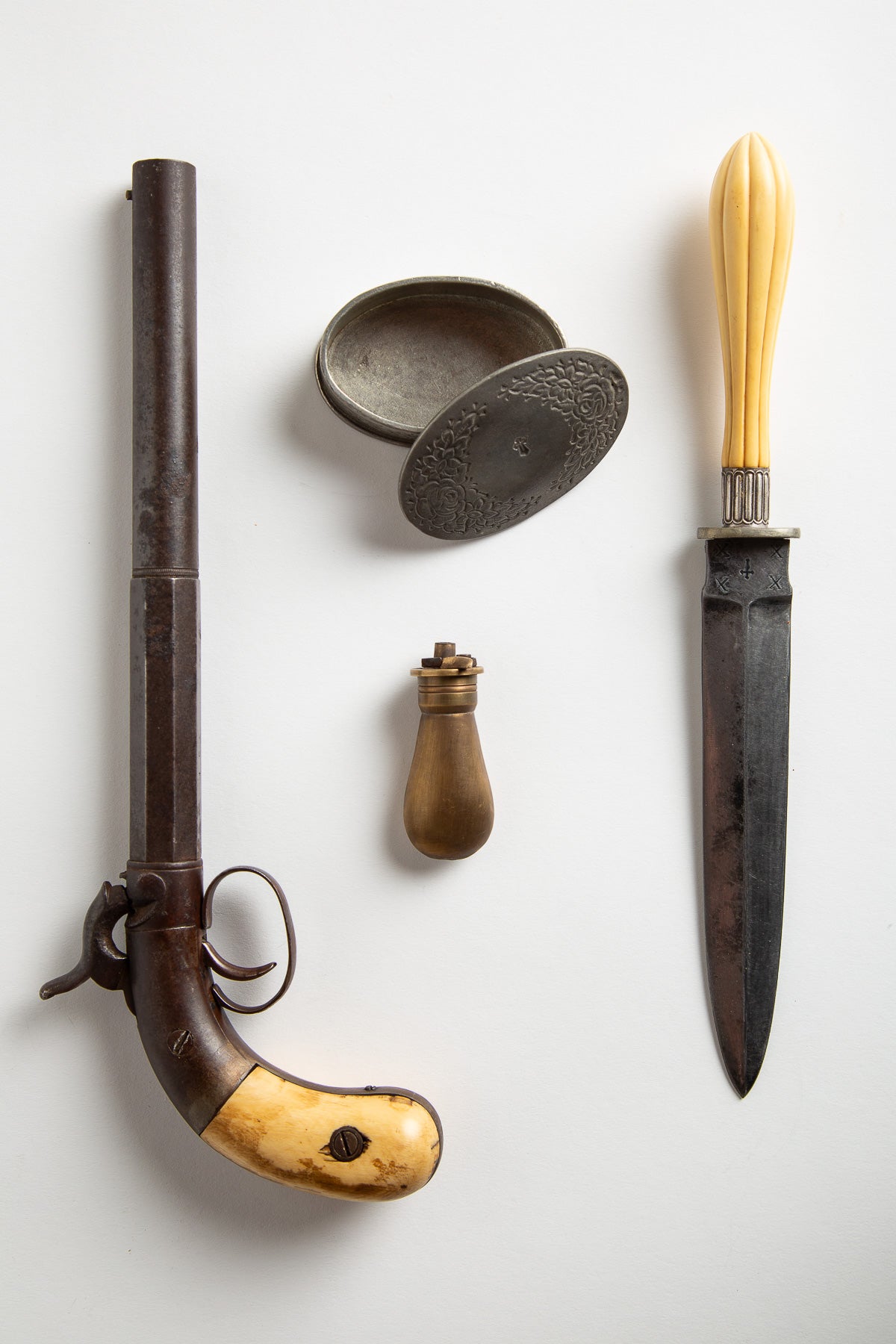 MAXFIELD PRIVATE COLLECTION | 1840'S VAMPIRE SLAYER KIT - MAXFIELD LA