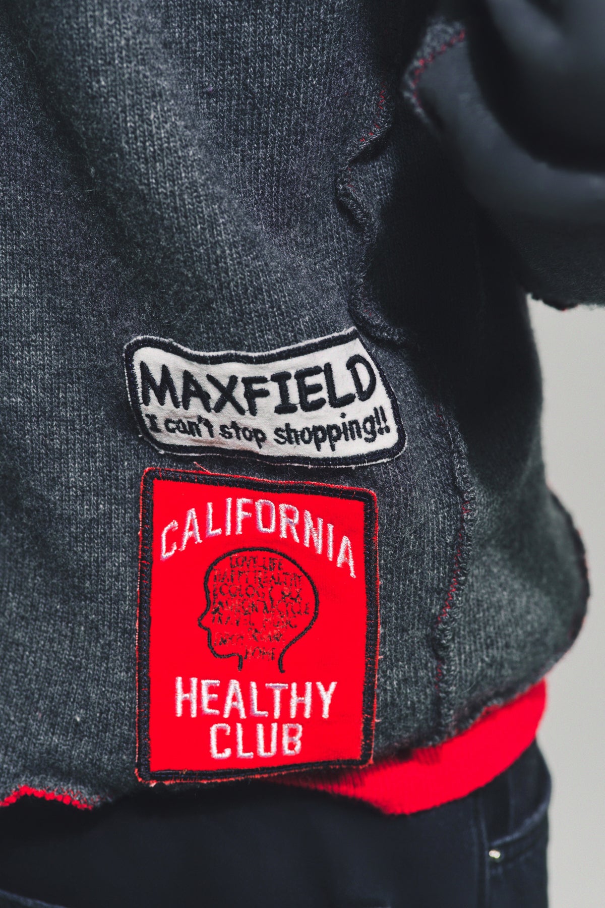 BEVERLY HILLS RECYCLER | I LOVE LA V-NECK SWEATER - MAXFIELD LA