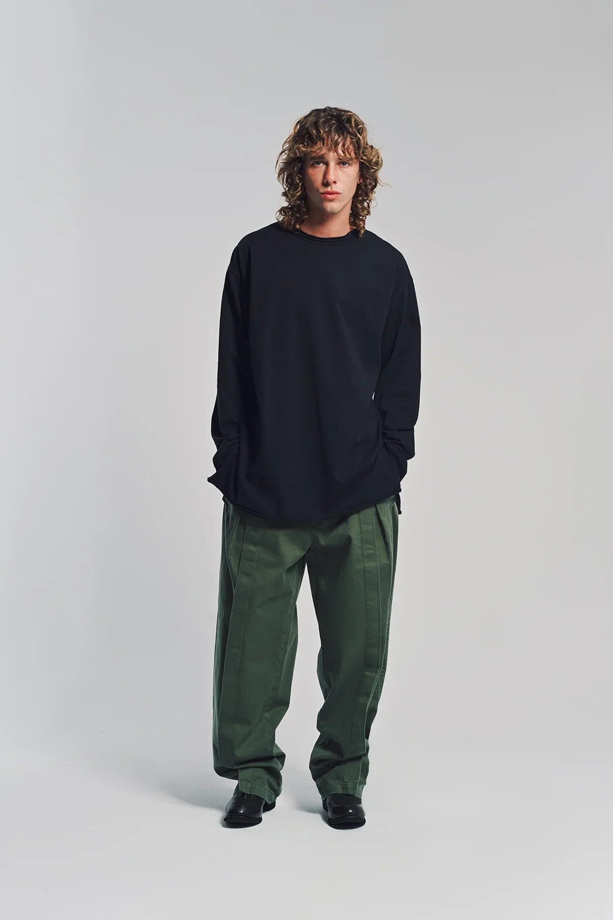 AUBERO | ROLLED TRIM LONG SLEEVE T-SHIRT