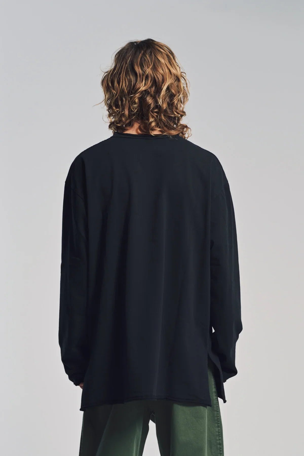 AUBERO | ROLLED TRIM LONG SLEEVE T-SHIRT