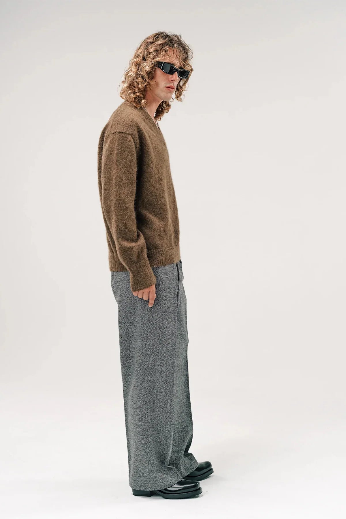 SECOND/LAYER | VEXED V-NECK SWEATER