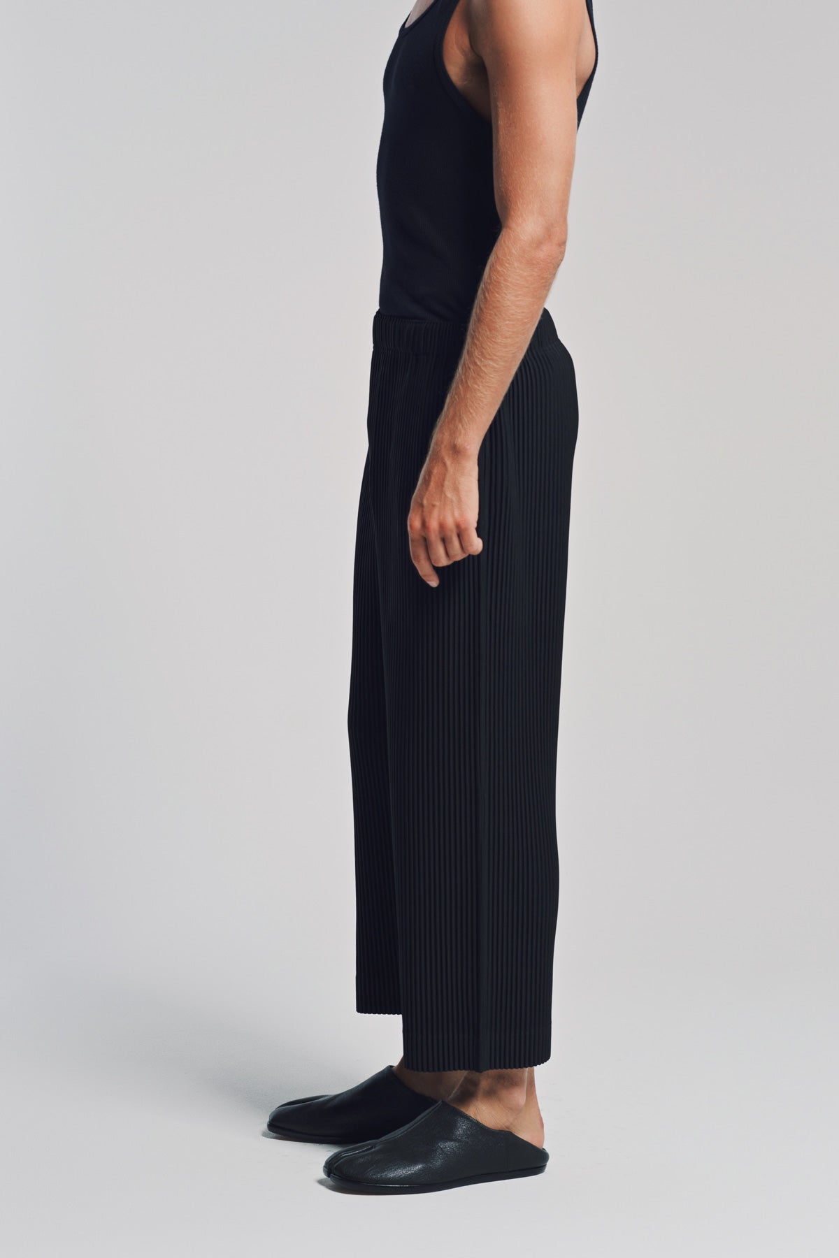 HOMME PLISSÉ ISSEY MIYAKE | PLEATED PANTS