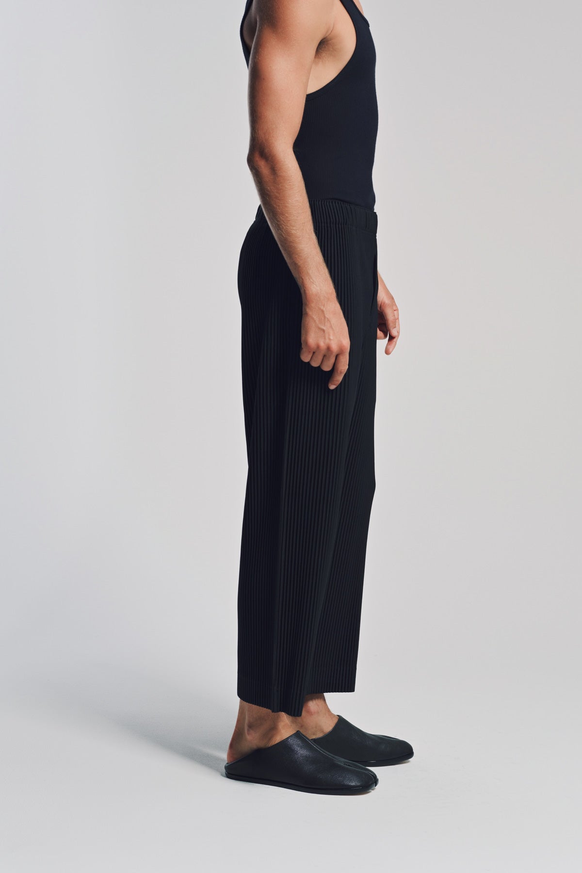 HOMME PLISSÉ ISSEY MIYAKE | PLEATED PANTS