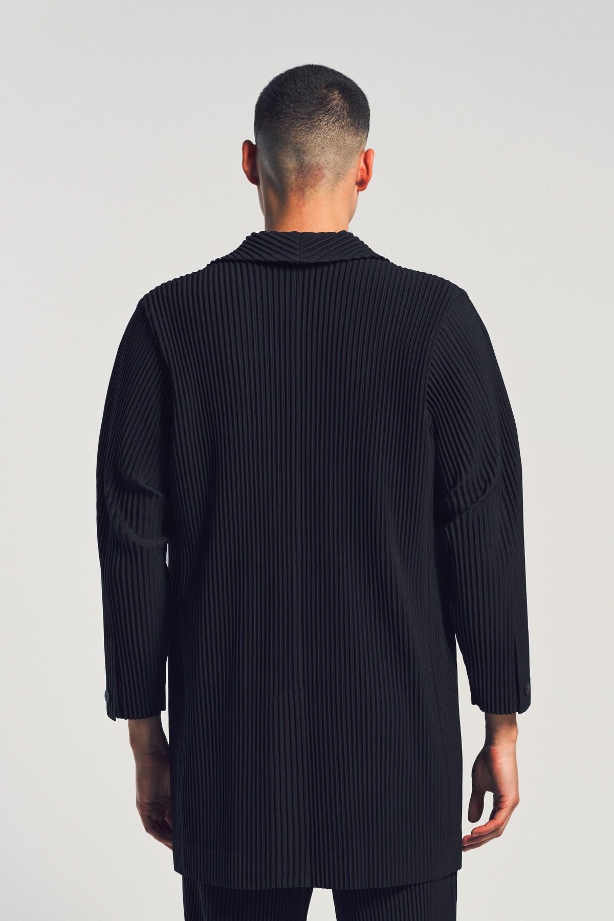 HOMME PLISSÉ ISSEY MIYAKE | BASICS BLAZER