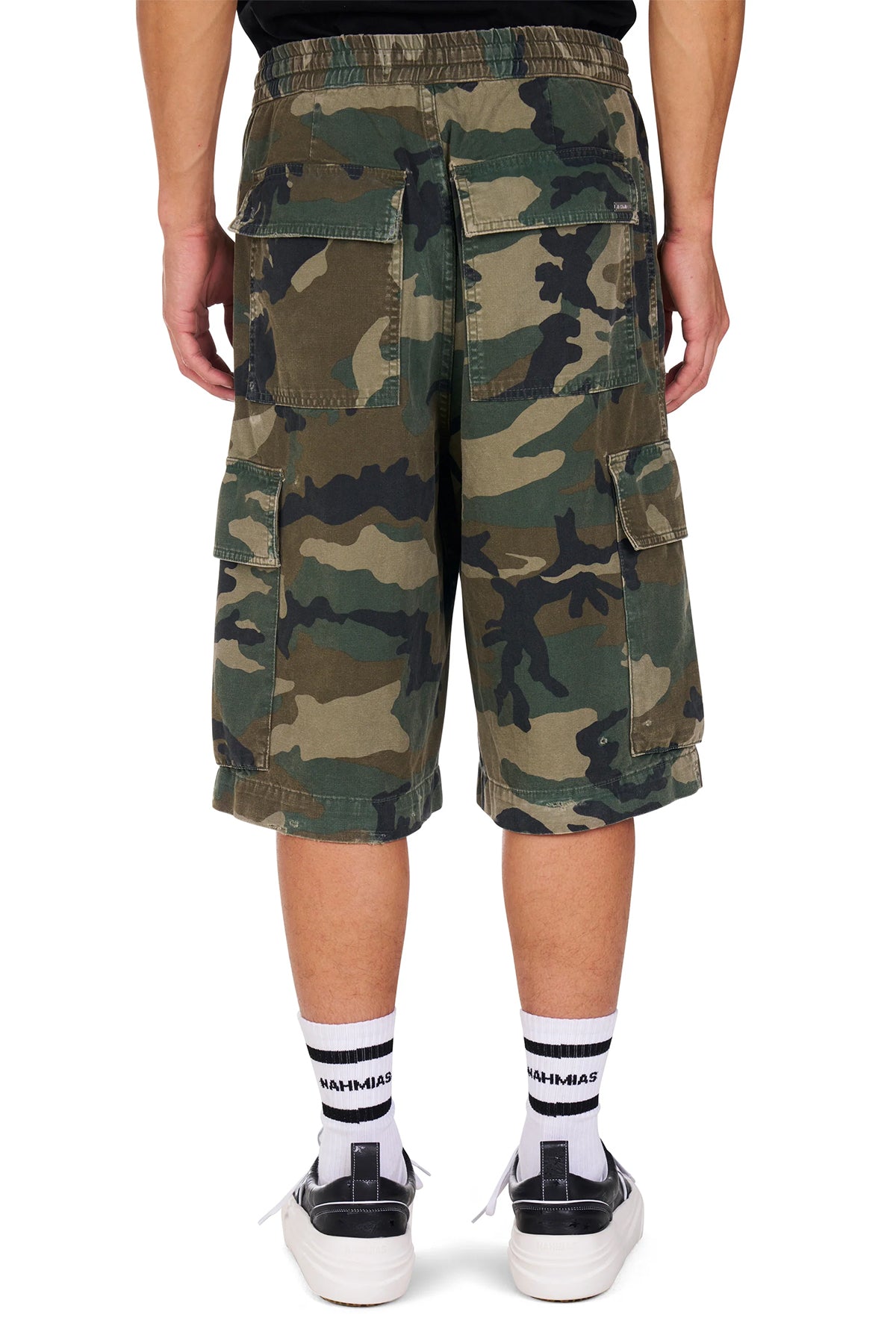 NAHMIAS | CAMO PLEATED CARGO SHORTS
