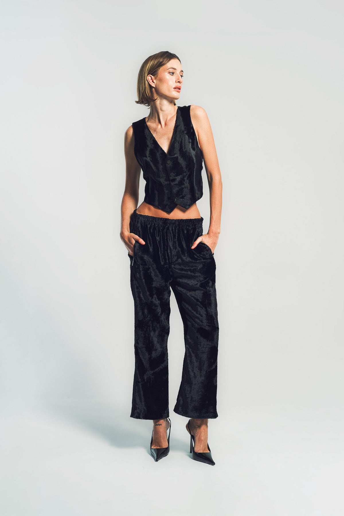 SAPIO | NO. 12 VELVET VEST