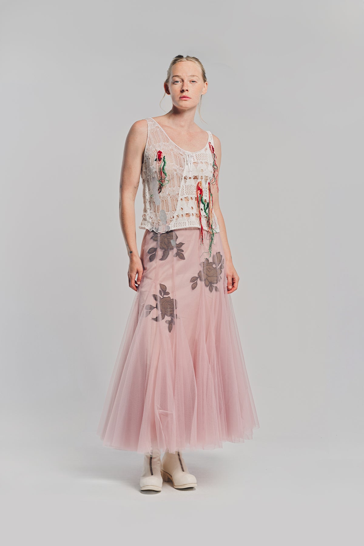 CAROLINE HU | FLORAL EMBROIDERED TANK TOP