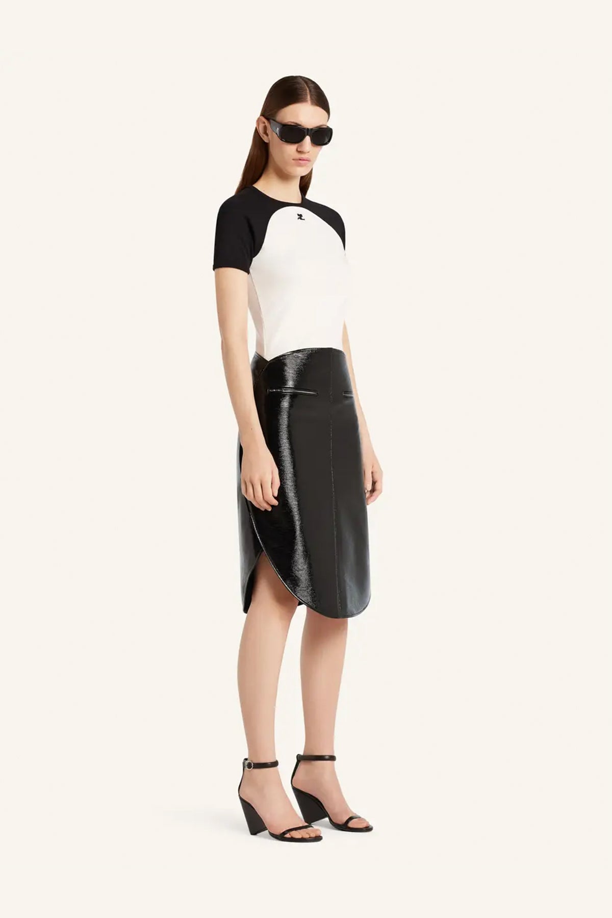 COURRÈGES | CIRCLE VINYL SKIRT