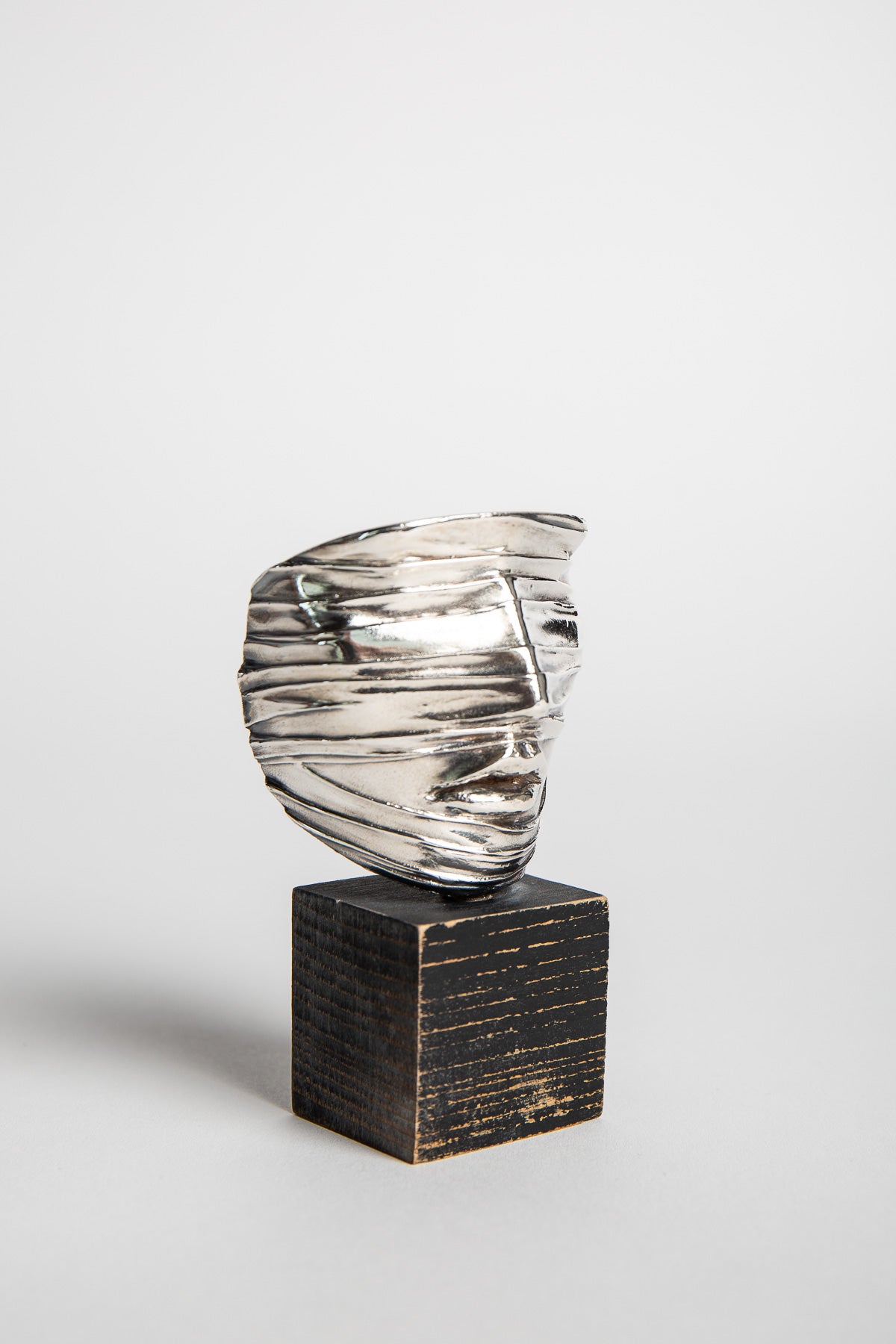 IGOR MITORAJ | 1977 VEILED FACE SCULPTURE