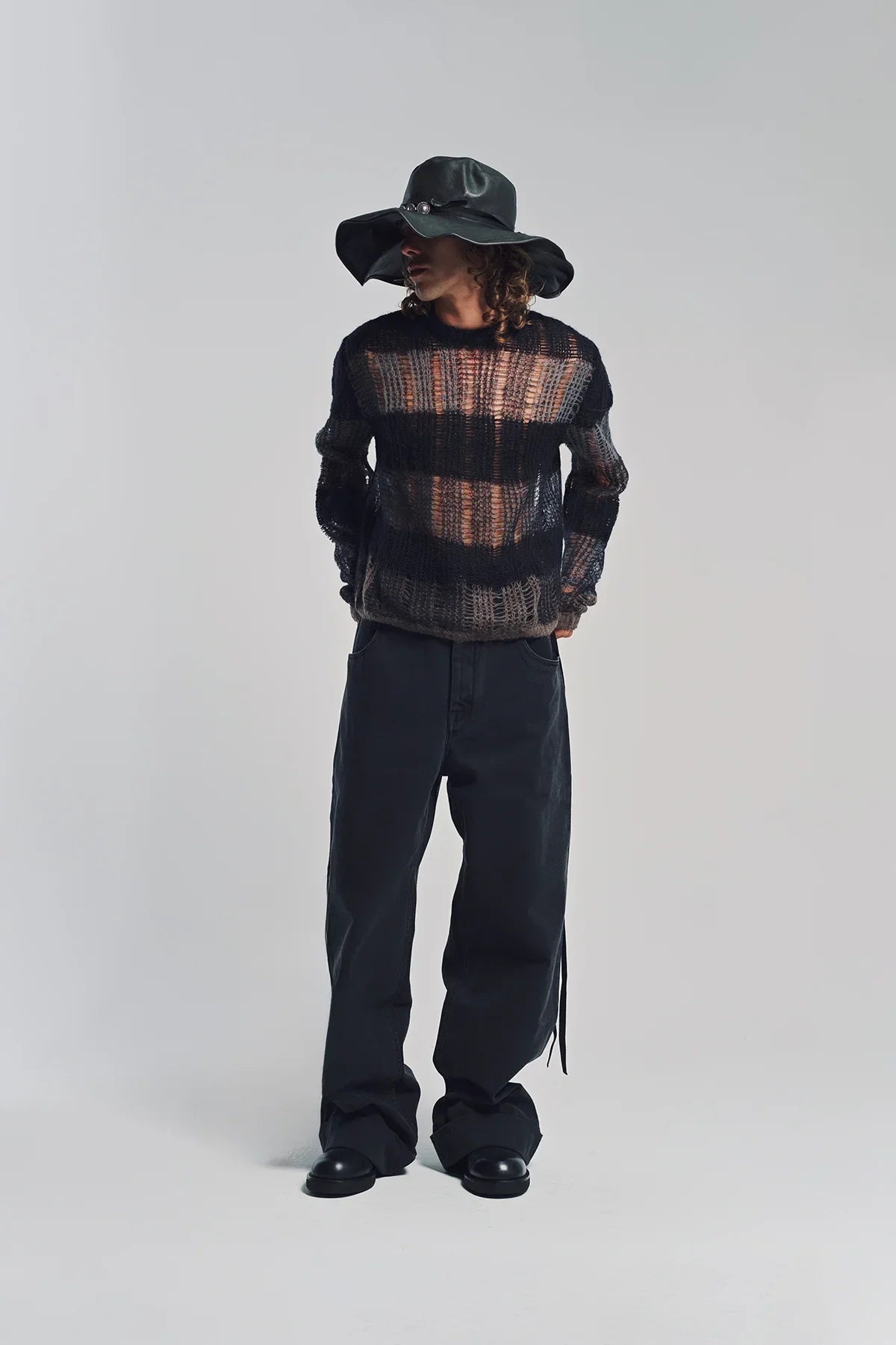 ANN DEMEULEMEESTER | TIAS LARGE LEATHER HAT WITH STUDS