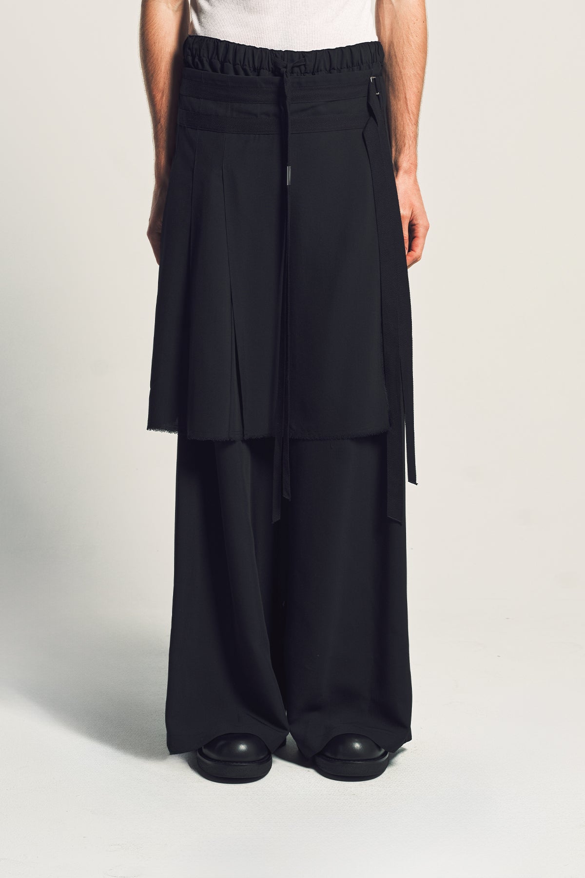 ANN DEMEULEMEESTER | ERKE COMFORT LOUNGE PANTS WITH BELTED APRON