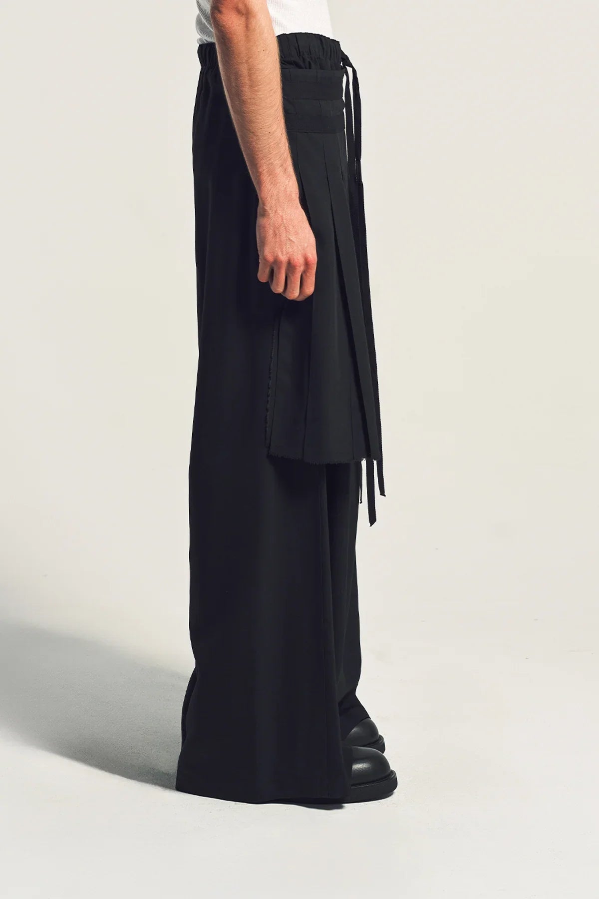 ANN DEMEULEMEESTER | ERKE COMFORT LOUNGE PANTS WITH BELTED APRON