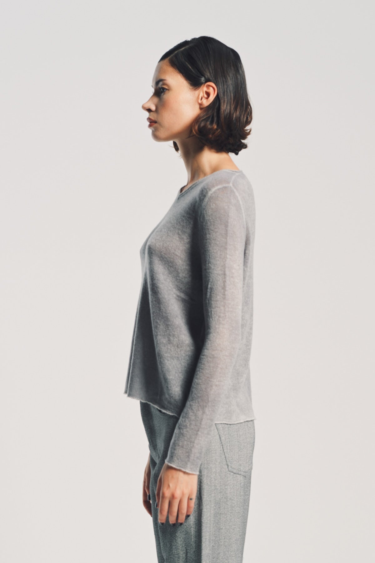 AVANT TOI | PAINTED V-NECK SWEATER