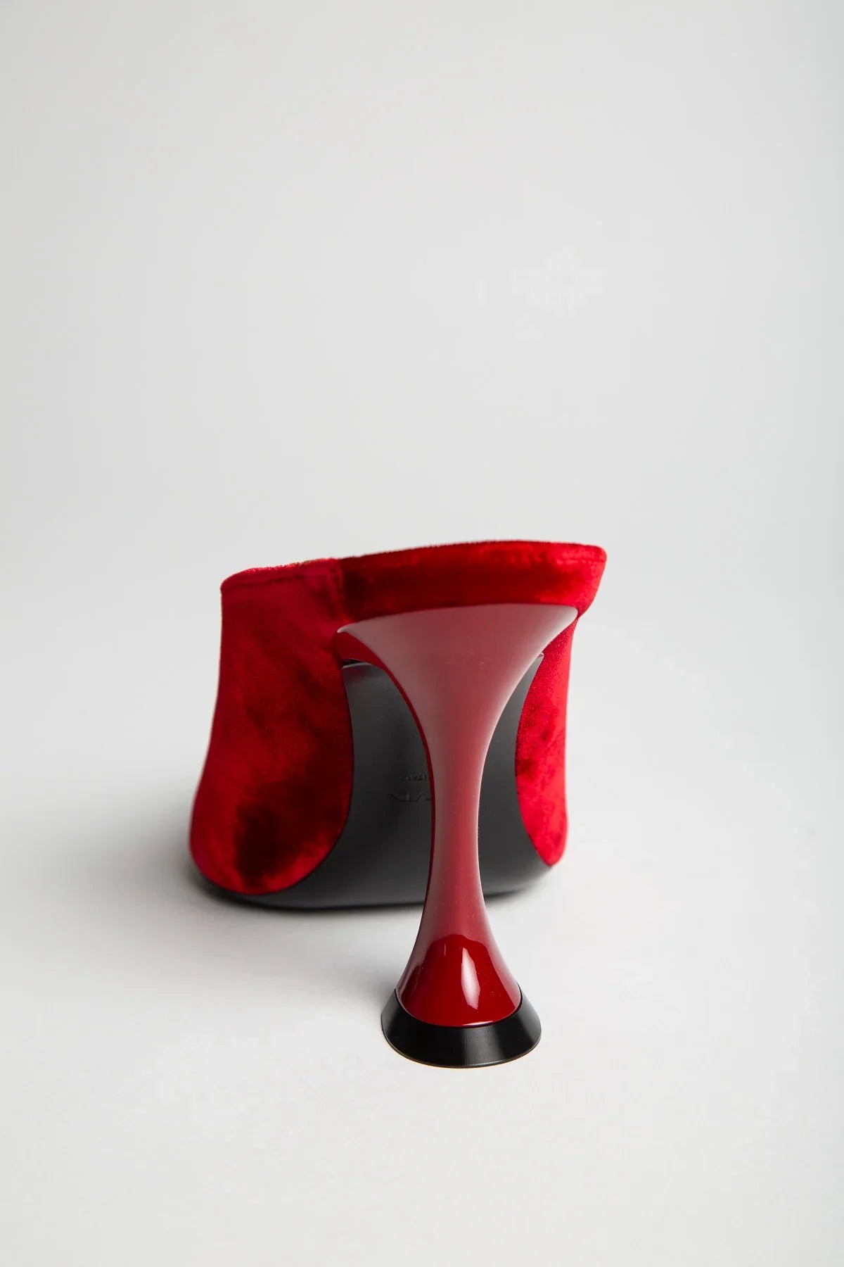 LANVIN | MIDNIGHT STEP MULE IN VELVET