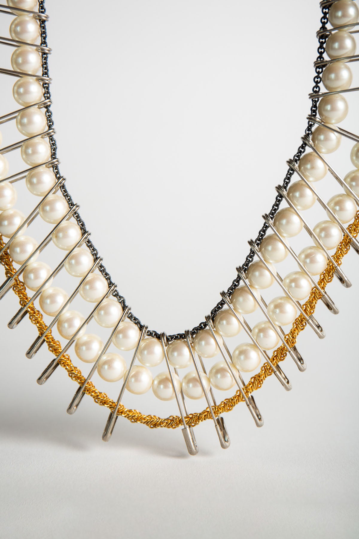 TOM BINNS | UPTOWN ROCKER BIG PEARL NECKLACE