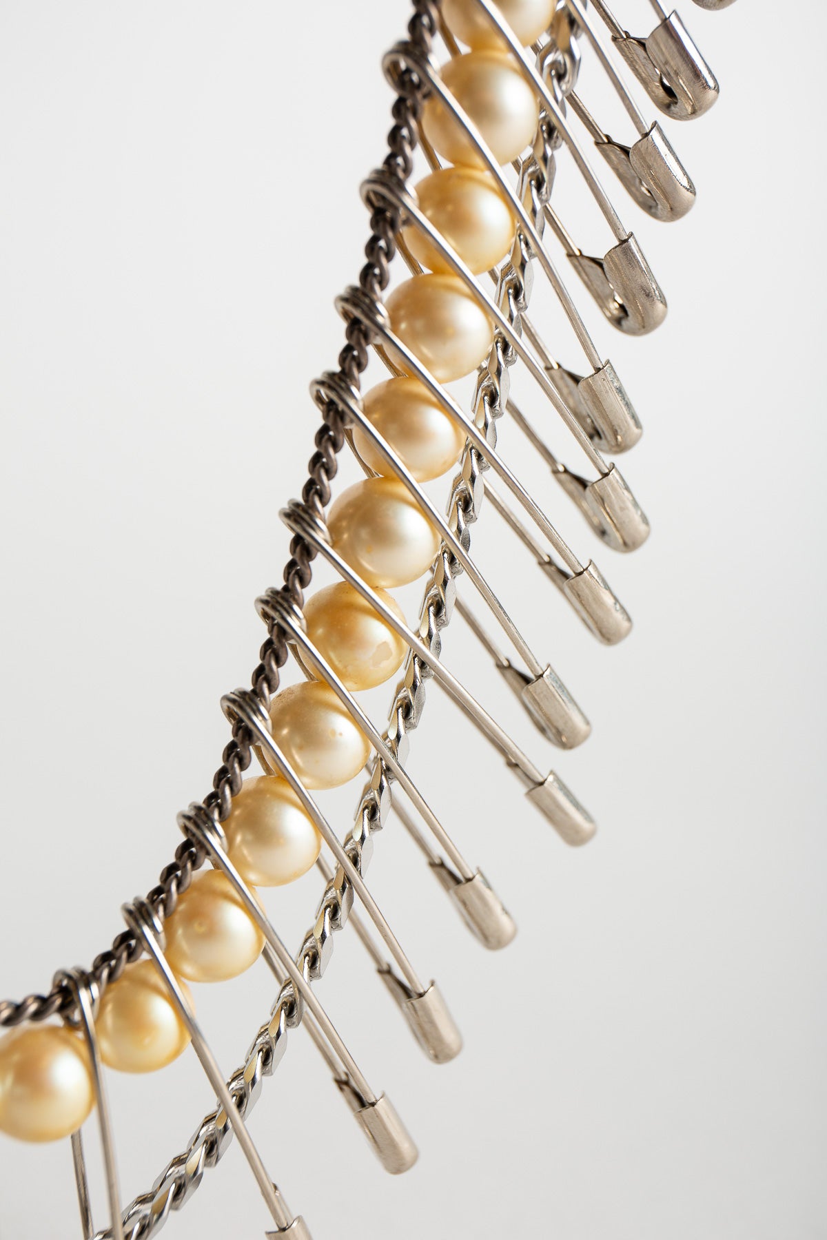 TOM BINNS | UPTOWN ROCKER TOP PEARL NECKLACE