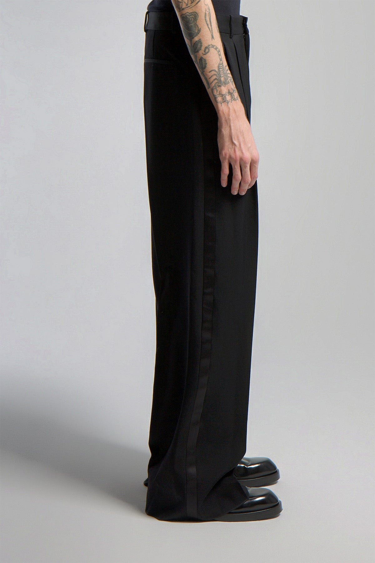 SAINT LAURENT | WIDE-LEG TUXEDO PANTS